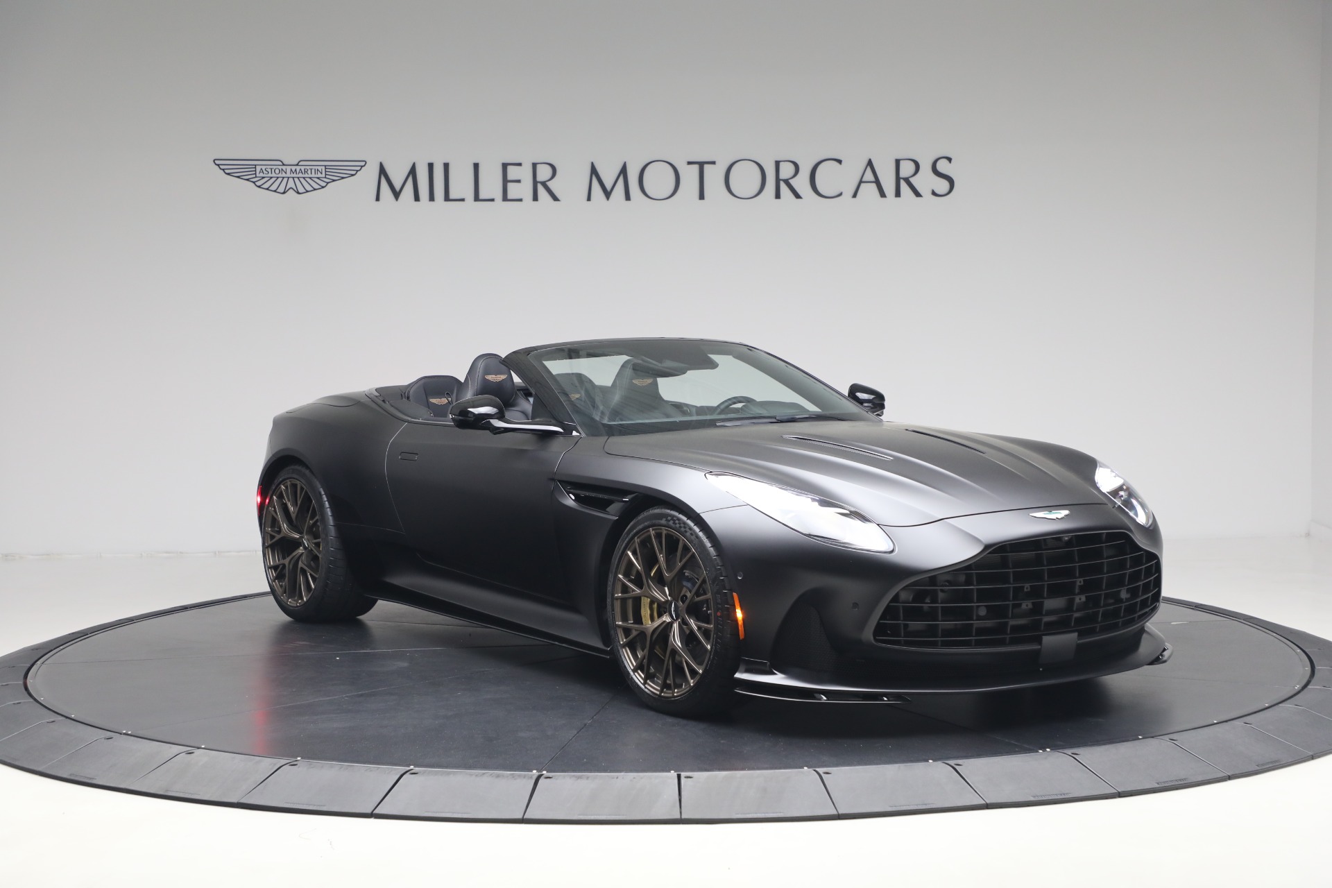 Used-2024-Aston-Martin-DB12-Volante