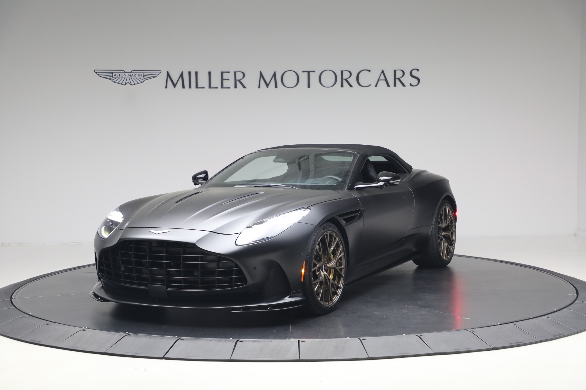 Used-2024-Aston-Martin-DB12-Volante
