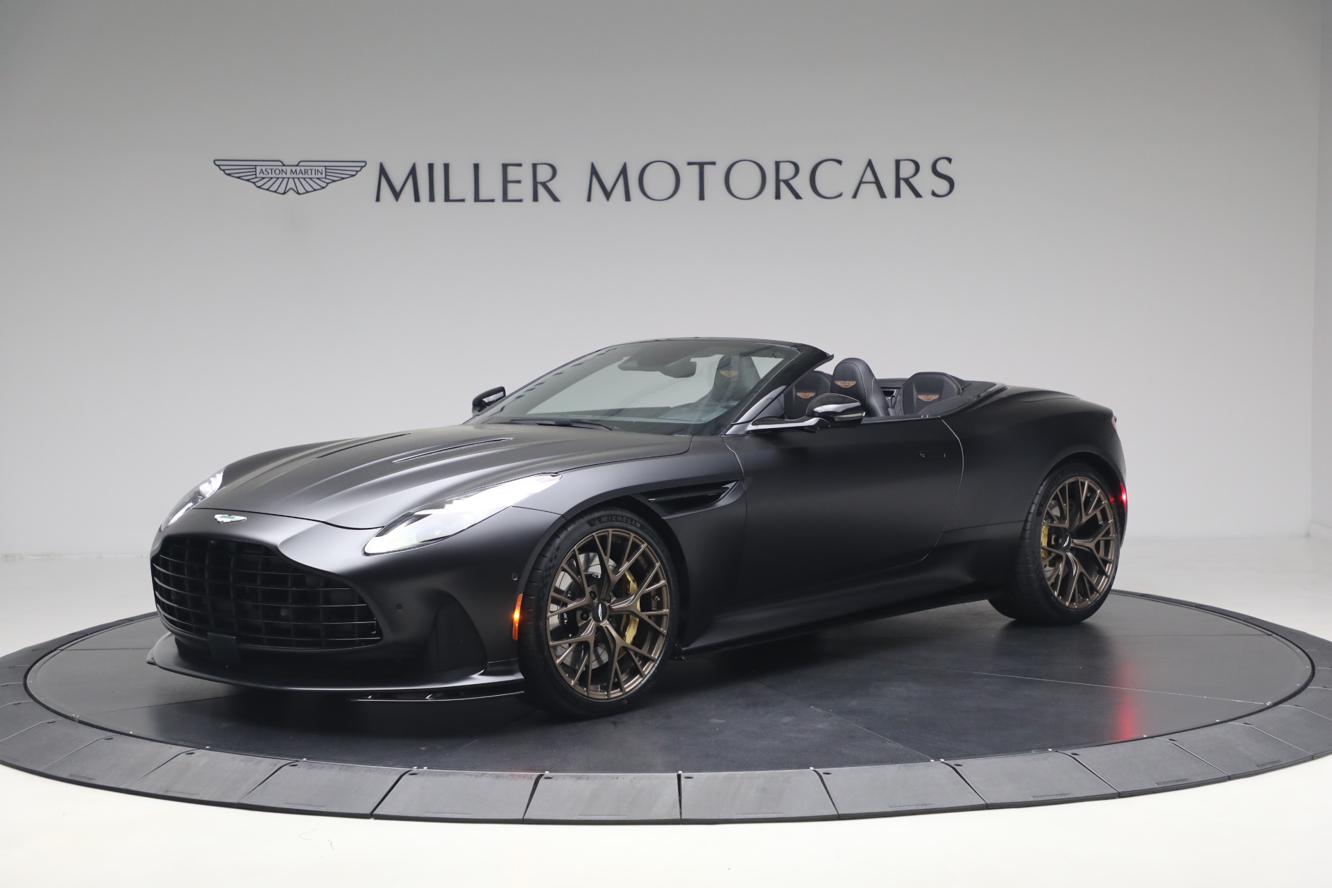 Used-2024-Aston-Martin-DB12-Volante
