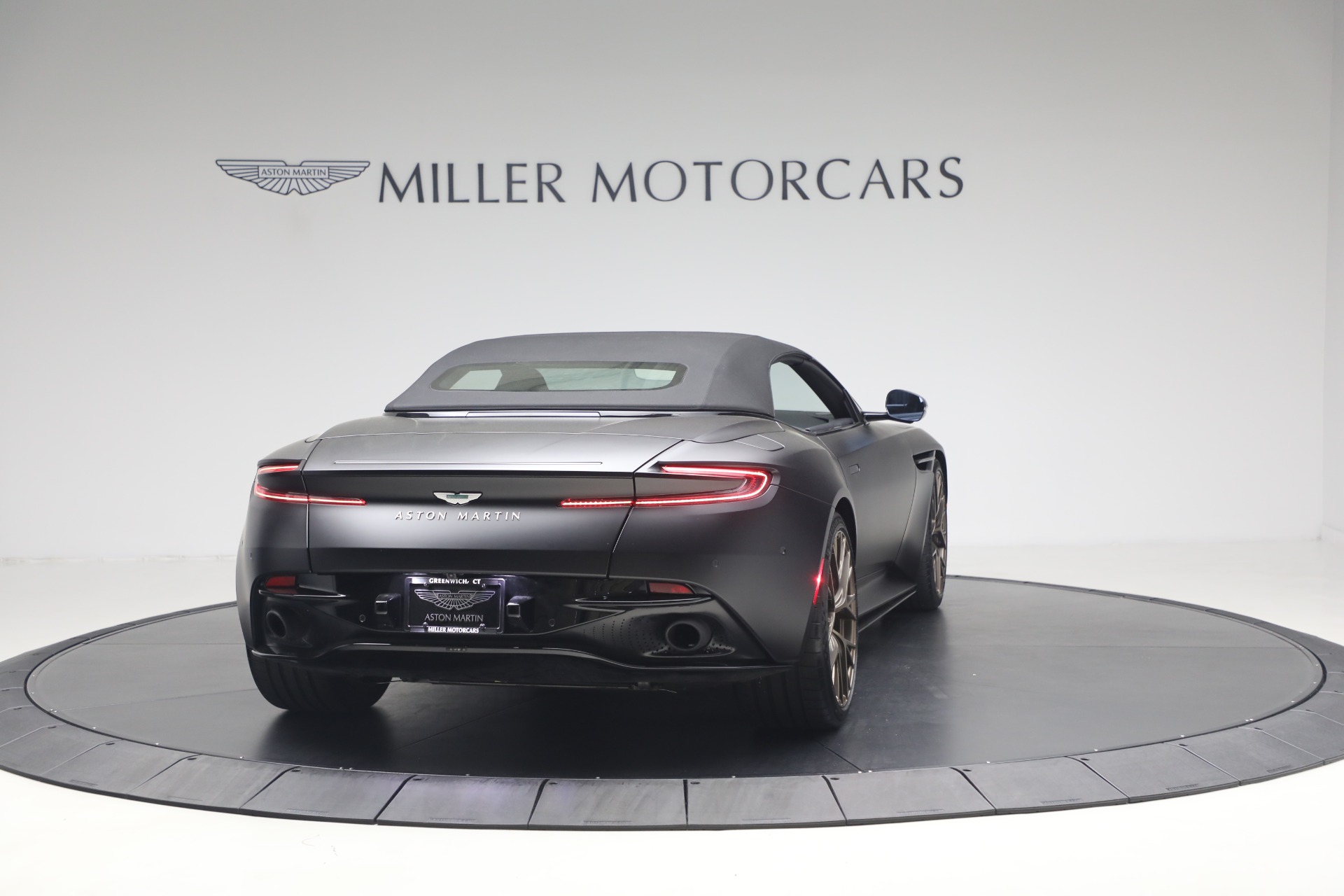 Used-2024-Aston-Martin-DB12-Volante