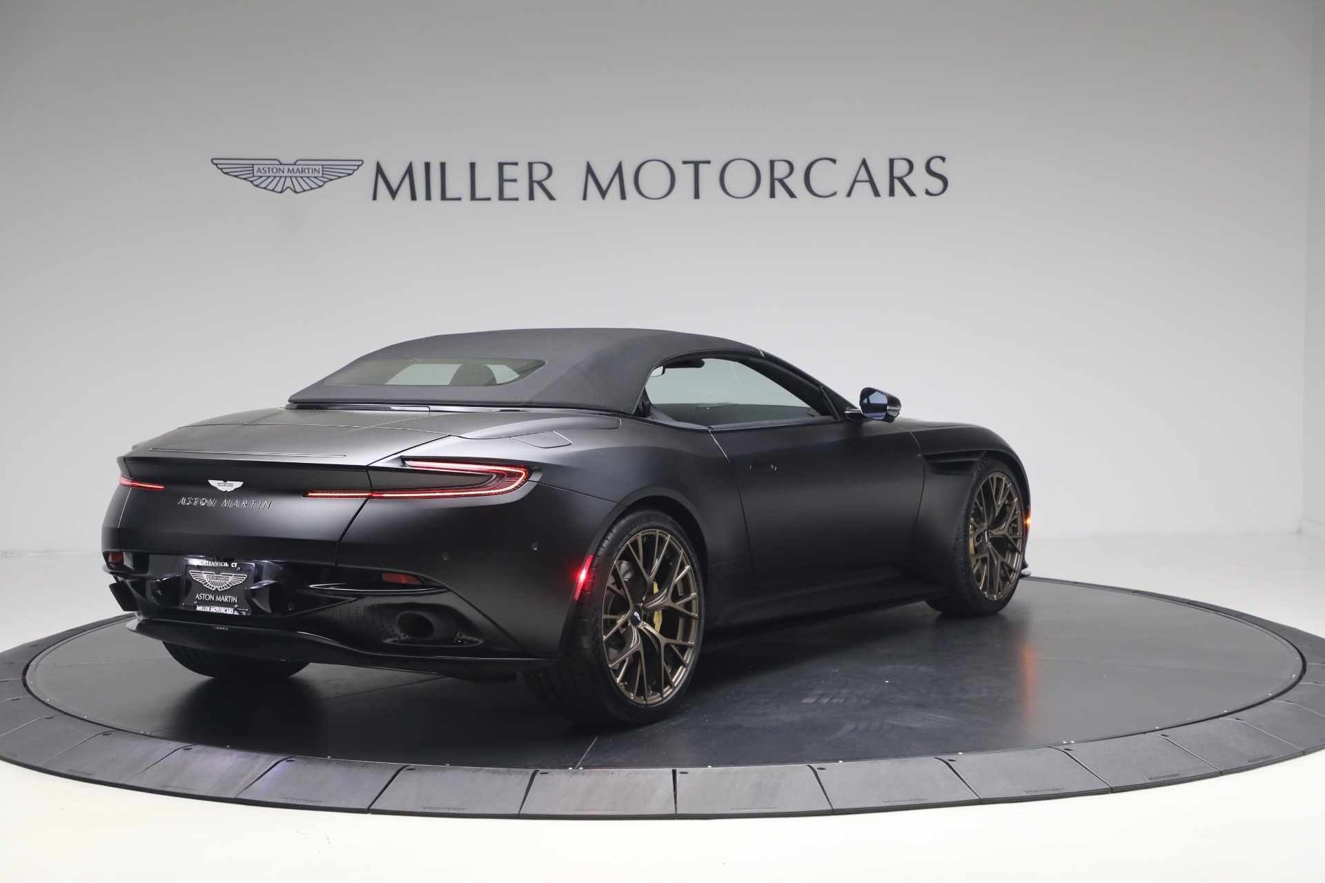 Used-2024-Aston-Martin-DB12-Volante