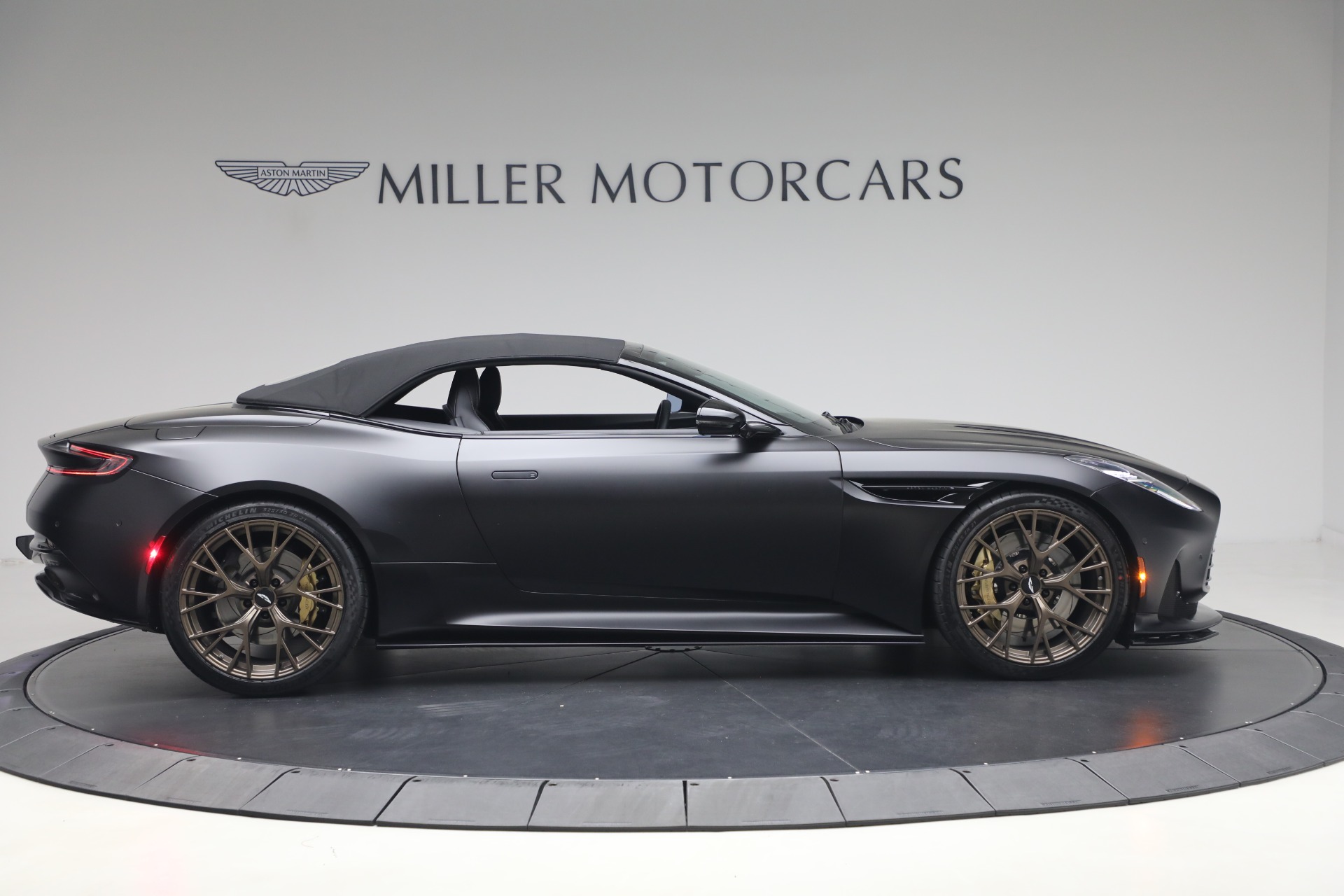 Used-2024-Aston-Martin-DB12-Volante