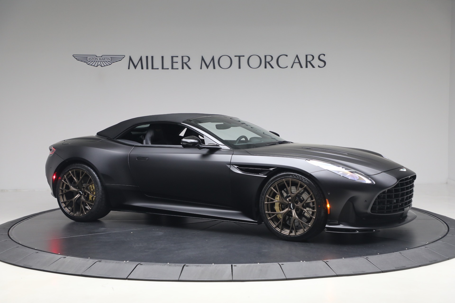 Used-2024-Aston-Martin-DB12-Volante