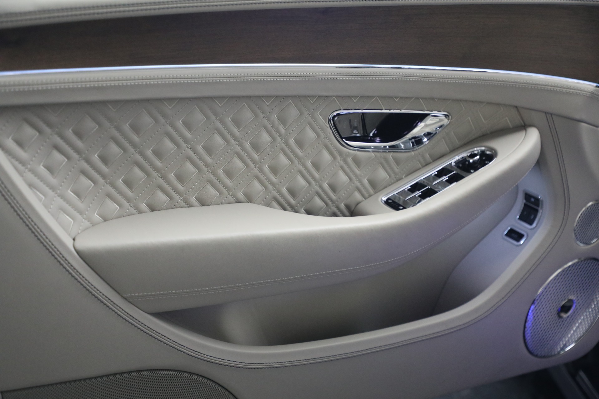 Used-2023-Bentley-Continental-GTC-Speed