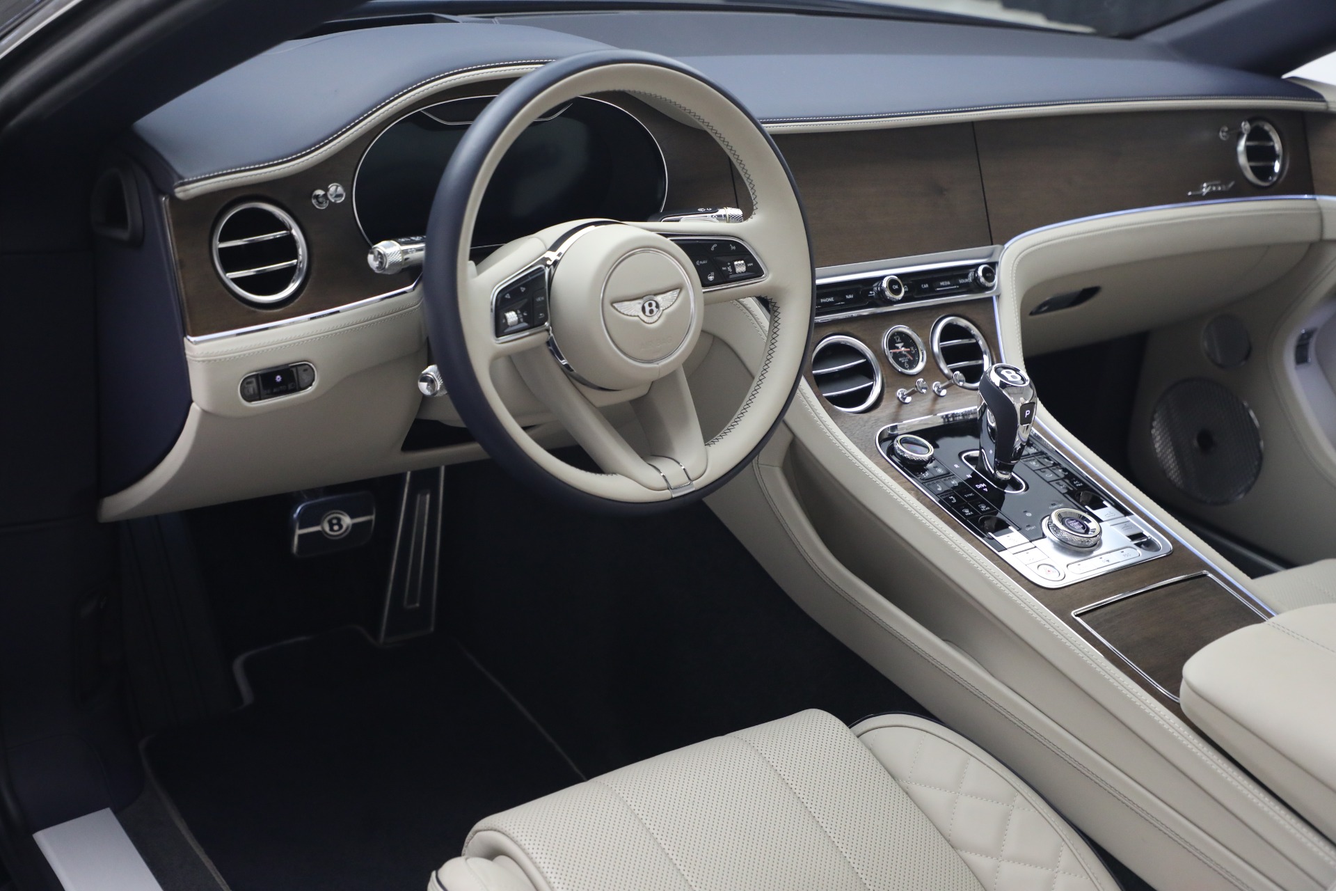 Used-2023-Bentley-Continental-GTC-Speed