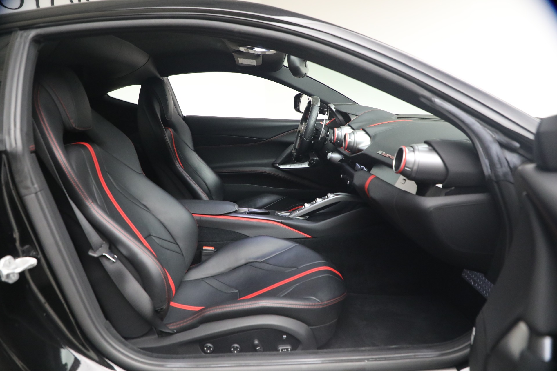 Used-2019-Ferrari-812-Superfast