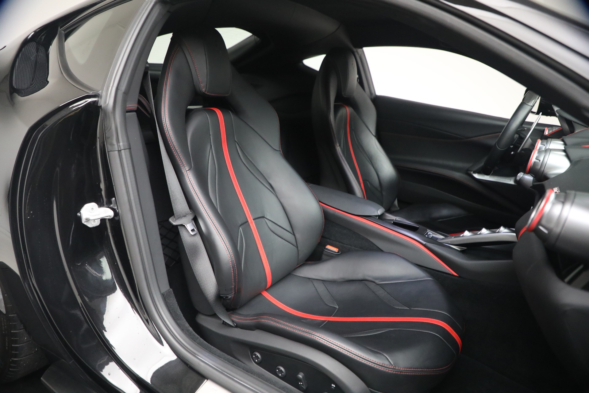 Used-2019-Ferrari-812-Superfast