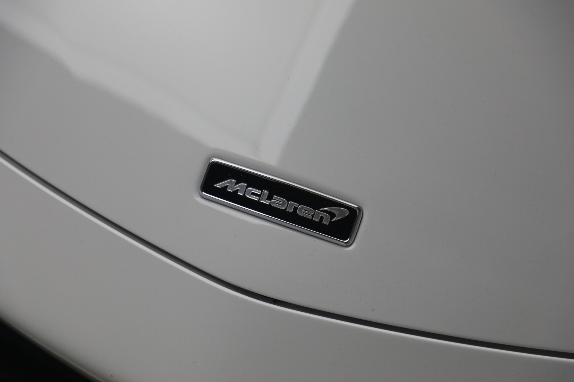 Used-2023-McLaren-Artura-TechLux