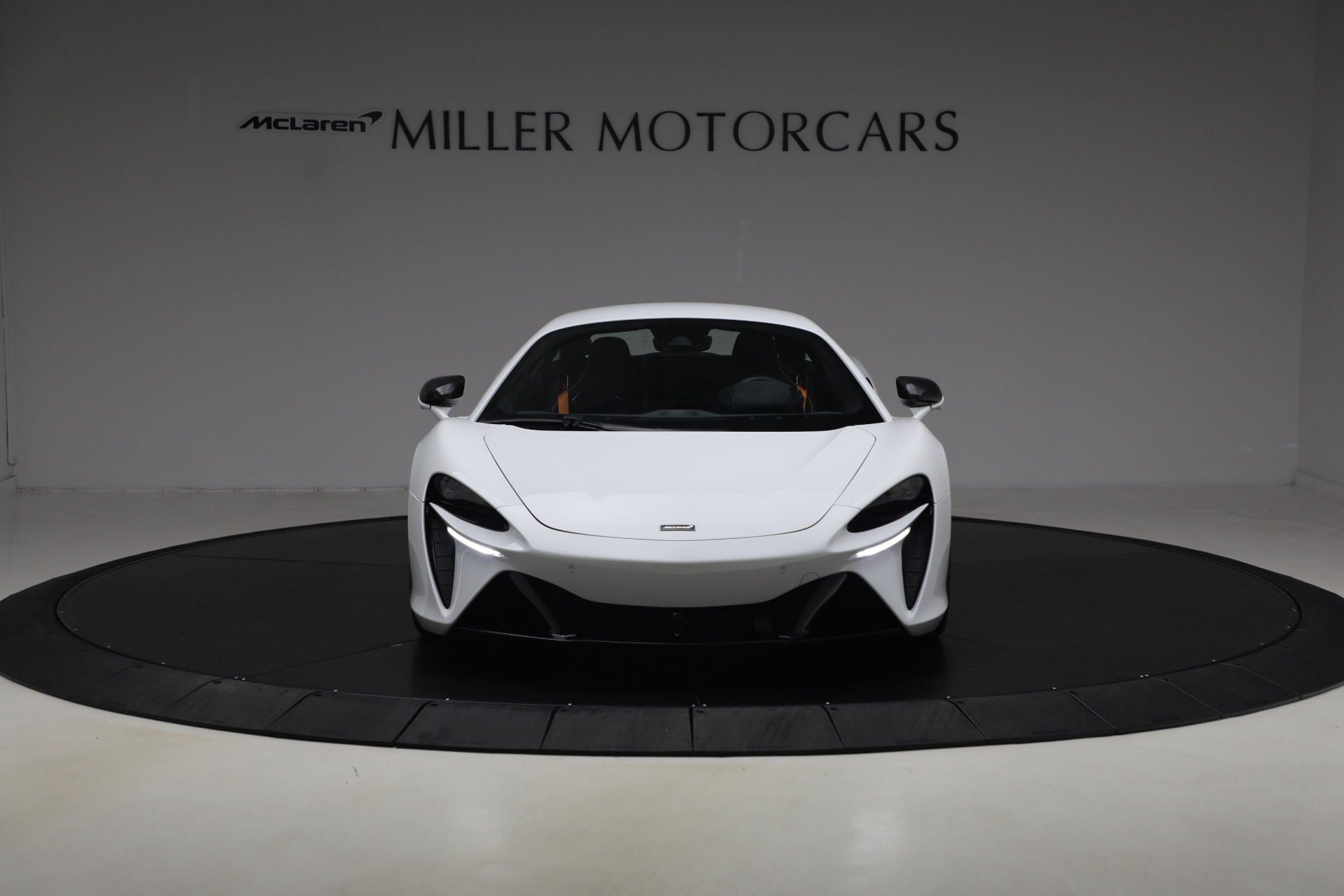 Used-2023-McLaren-Artura-Performance