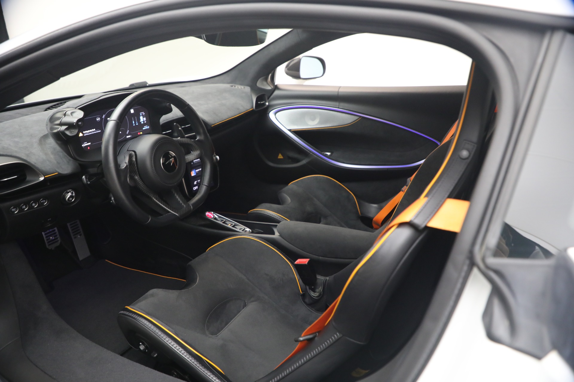 Used-2023-McLaren-Artura-Performance