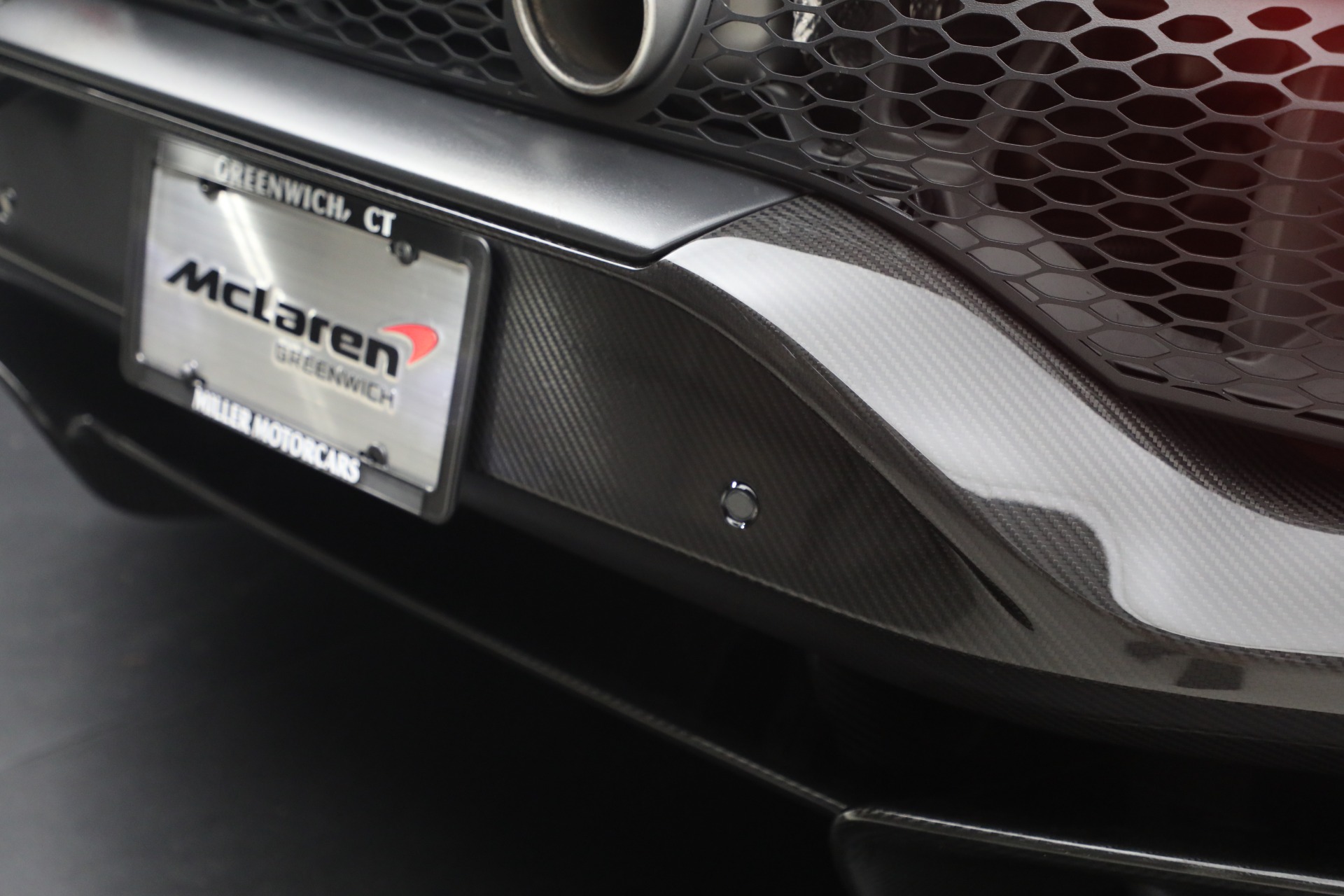 Used-2024-McLaren-Artura-TechLux