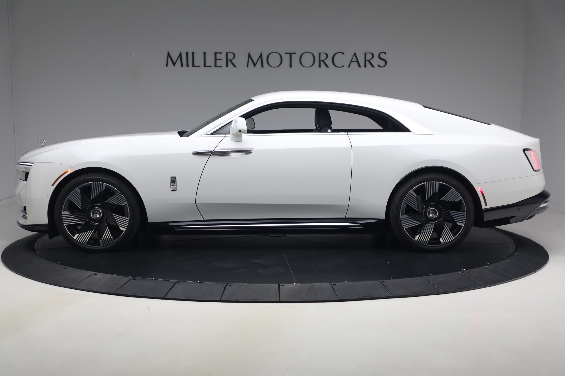 Used-2026-Rolls-Royce-Spectre