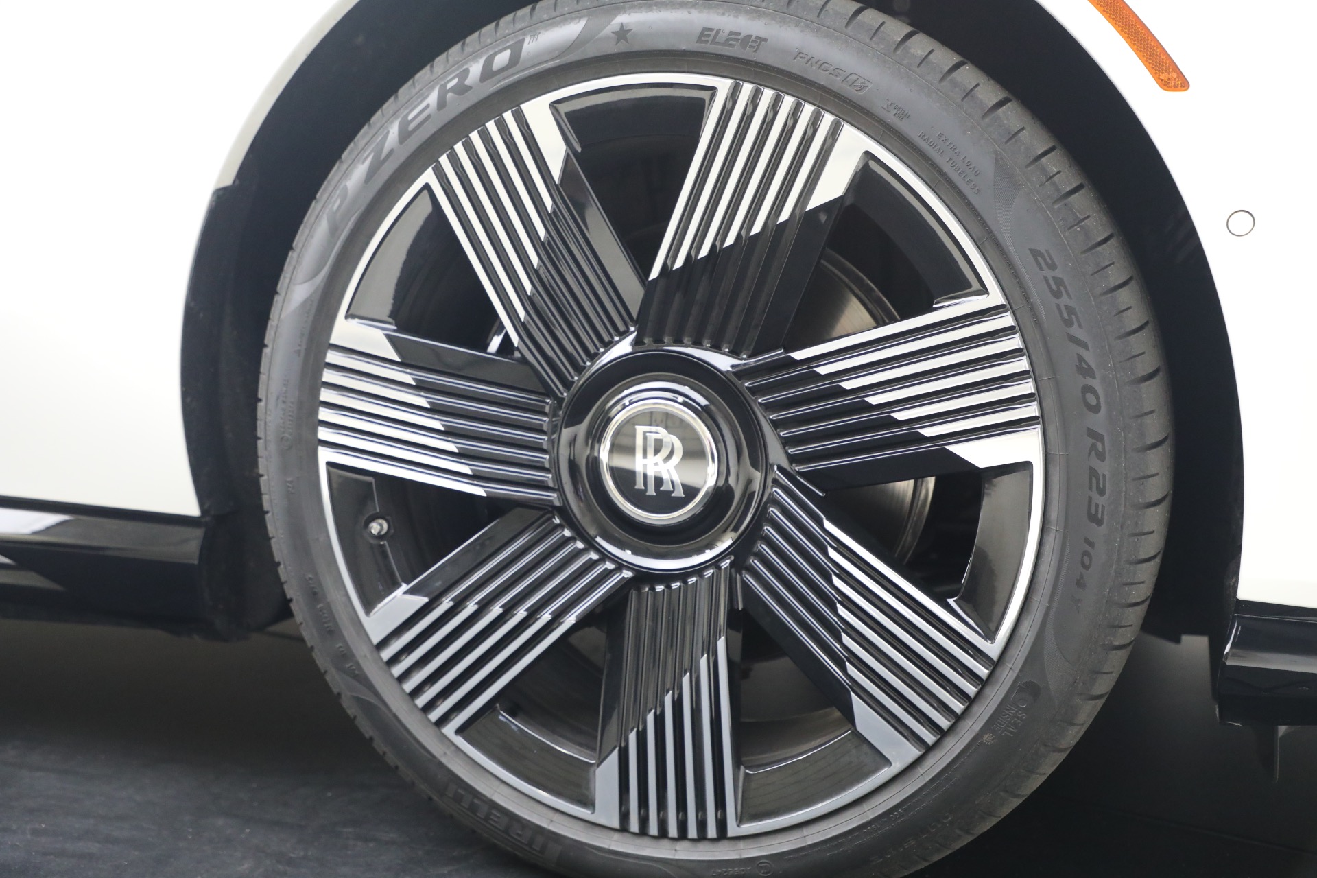 Used-2026-Rolls-Royce-Spectre
