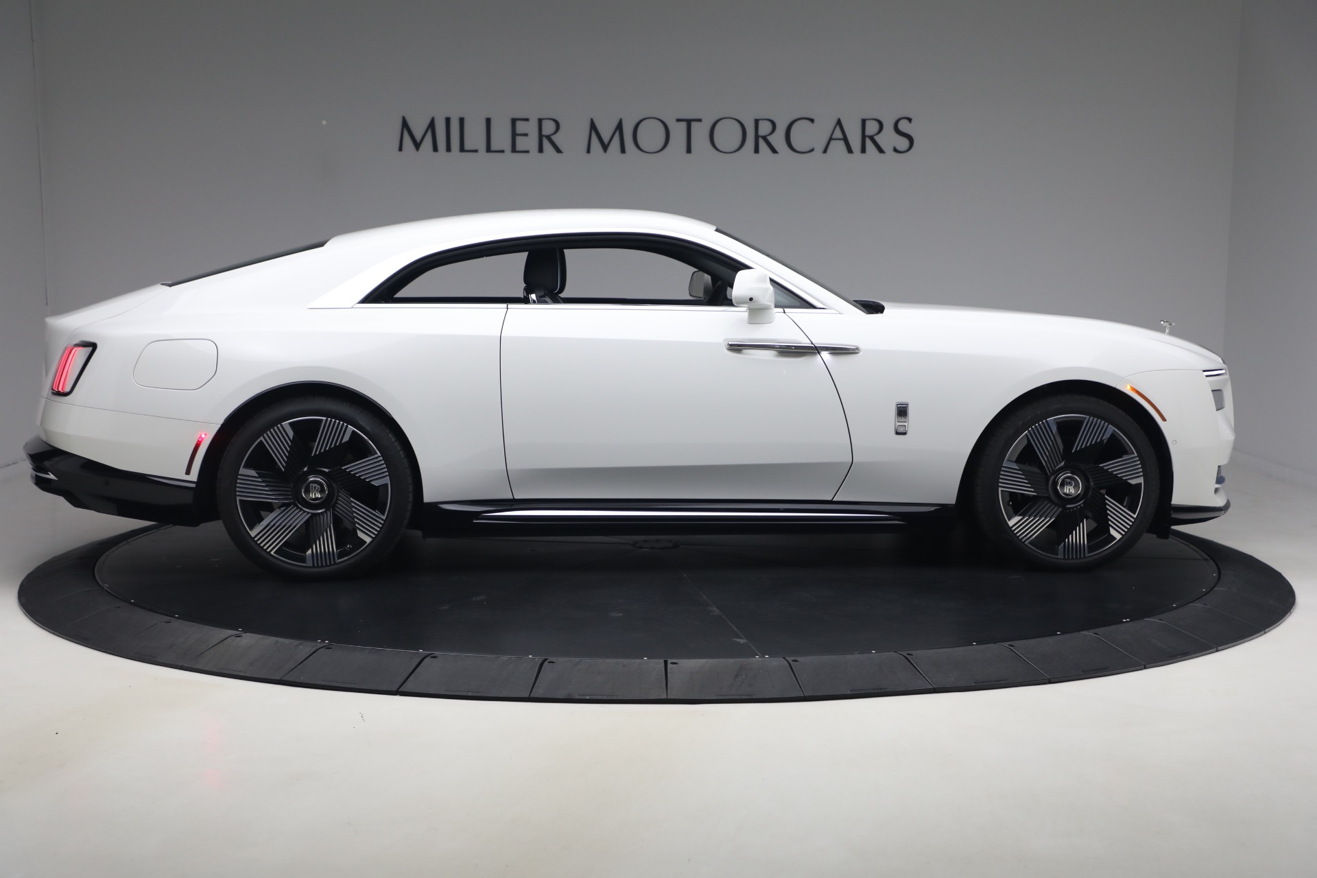 Used-2026-Rolls-Royce-Spectre
