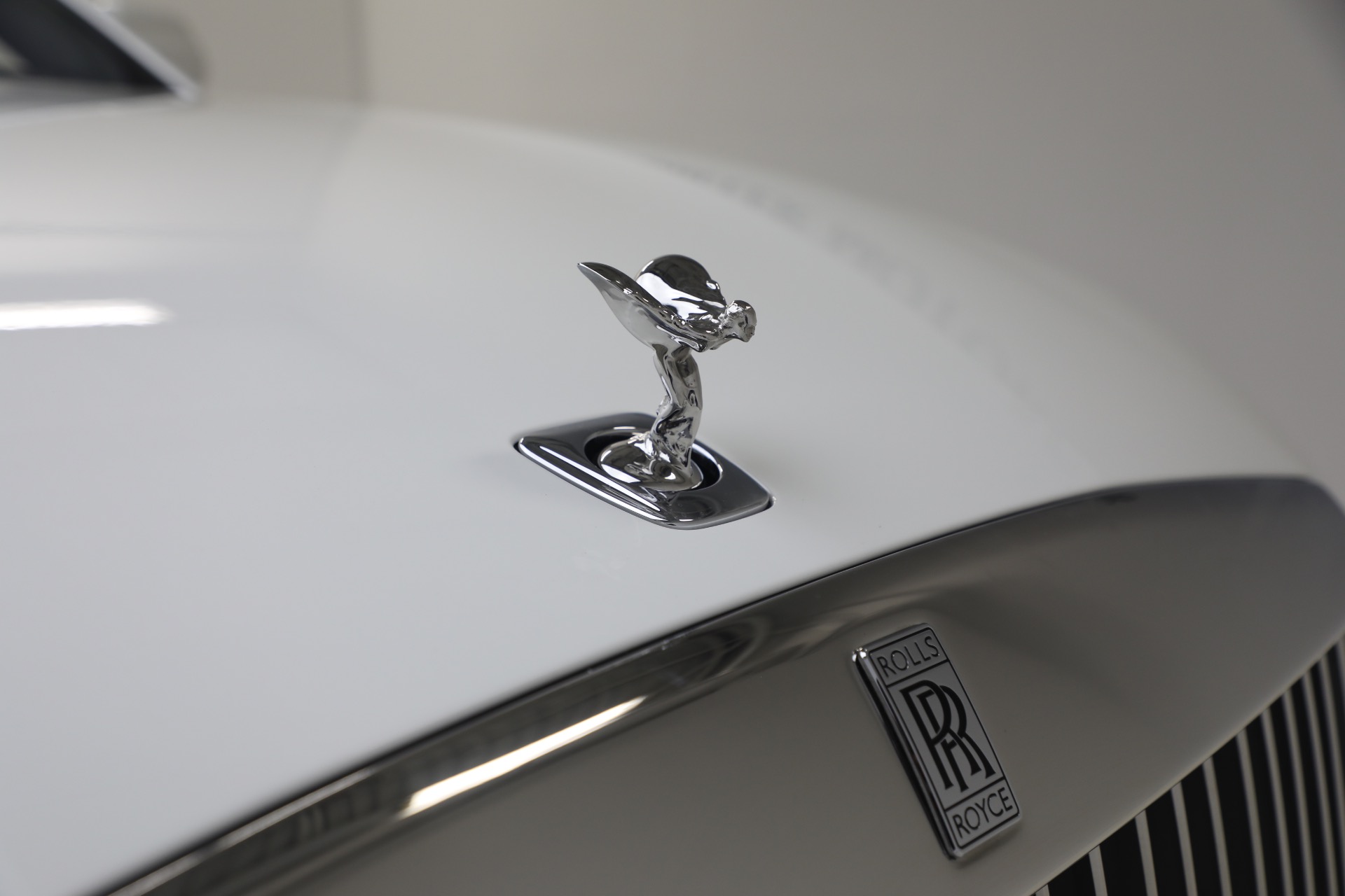 Used-2026-Rolls-Royce-Spectre