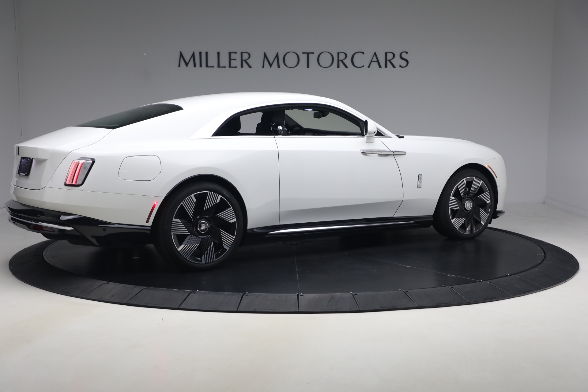 Used-2026-Rolls-Royce-Spectre