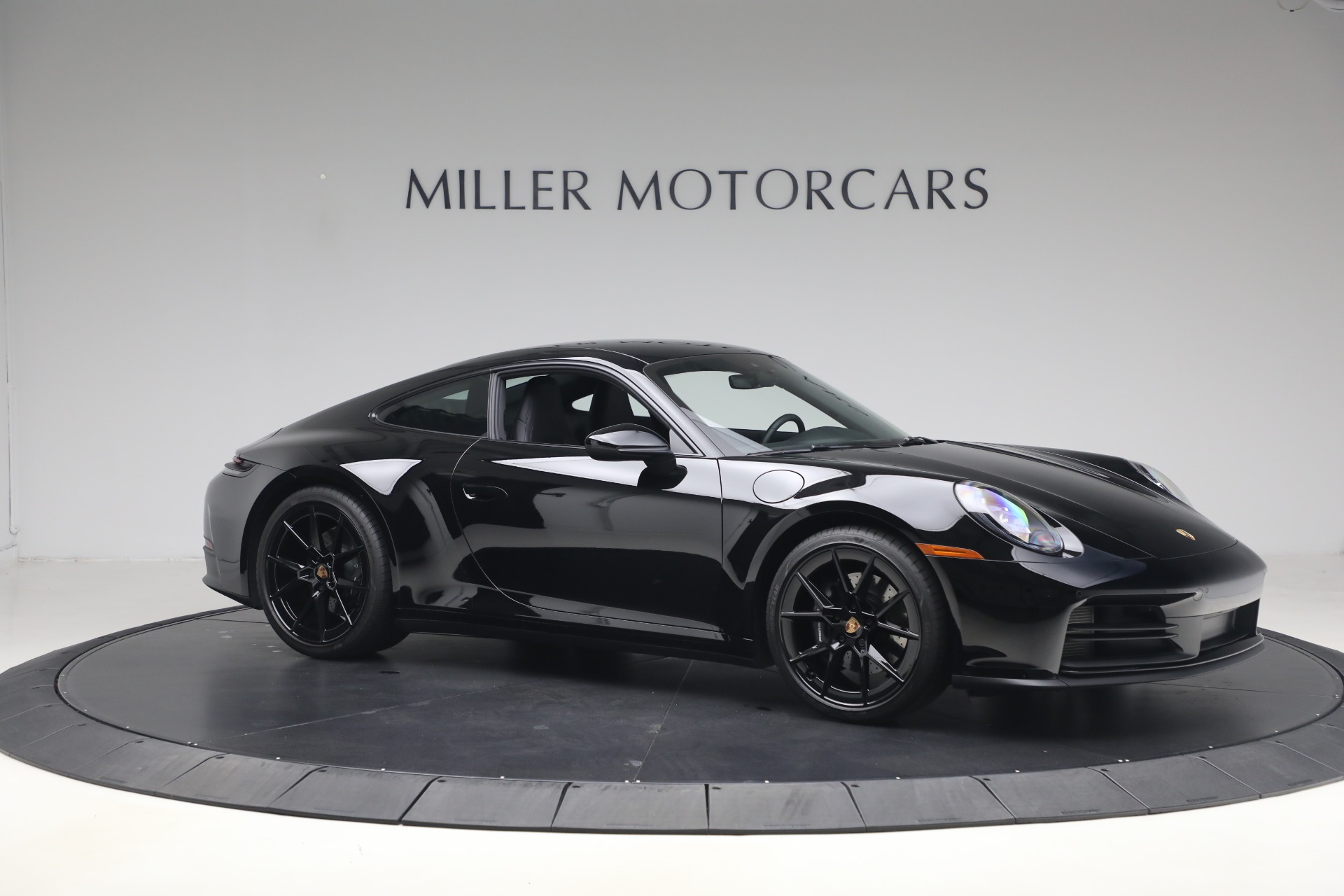 Used-2025-Porsche-911-Carrera
