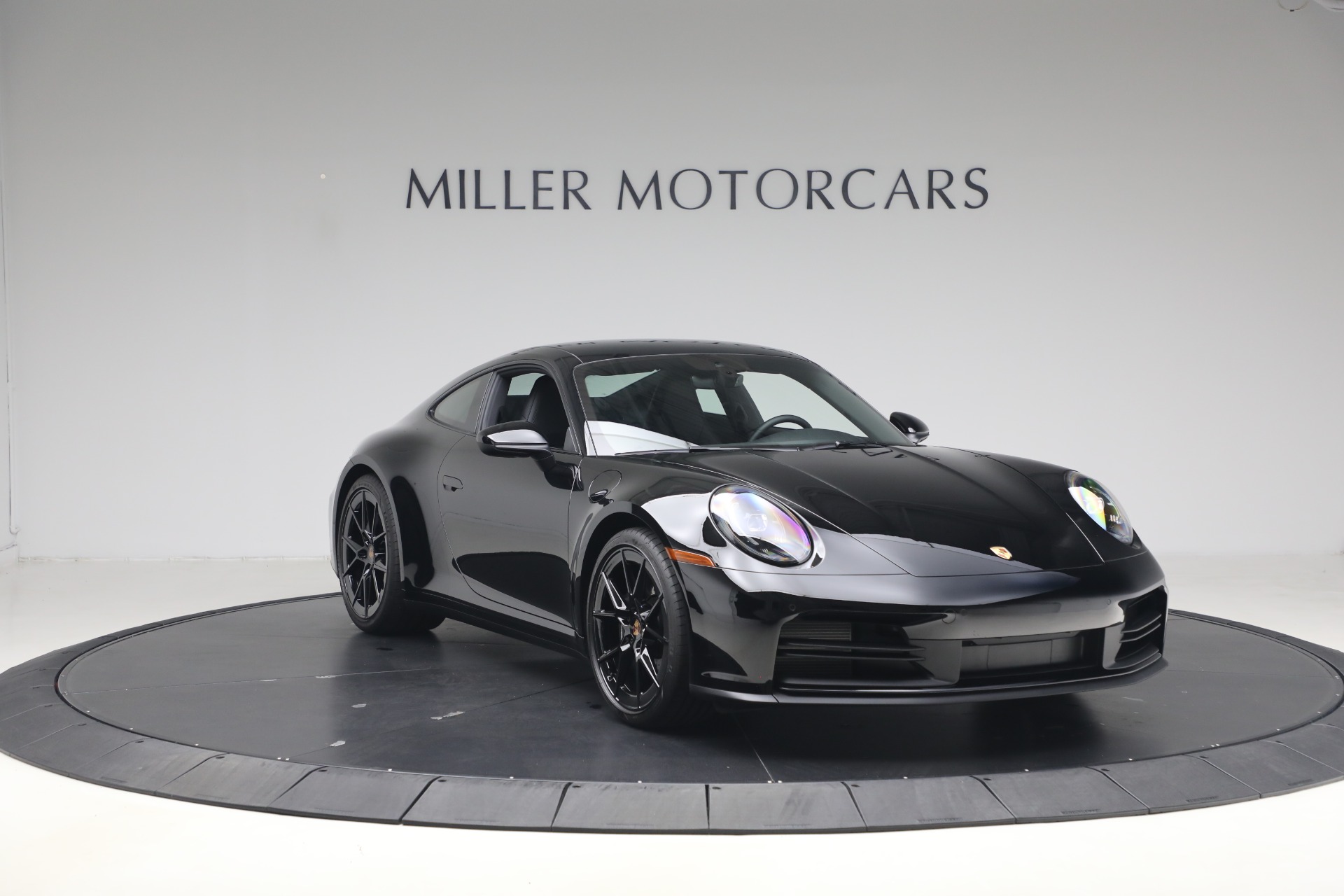 Used-2025-Porsche-911-Carrera
