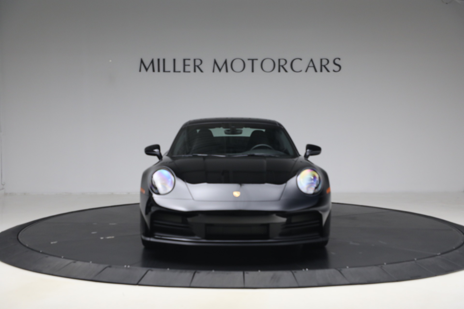 Used-2025-Porsche-911-Carrera