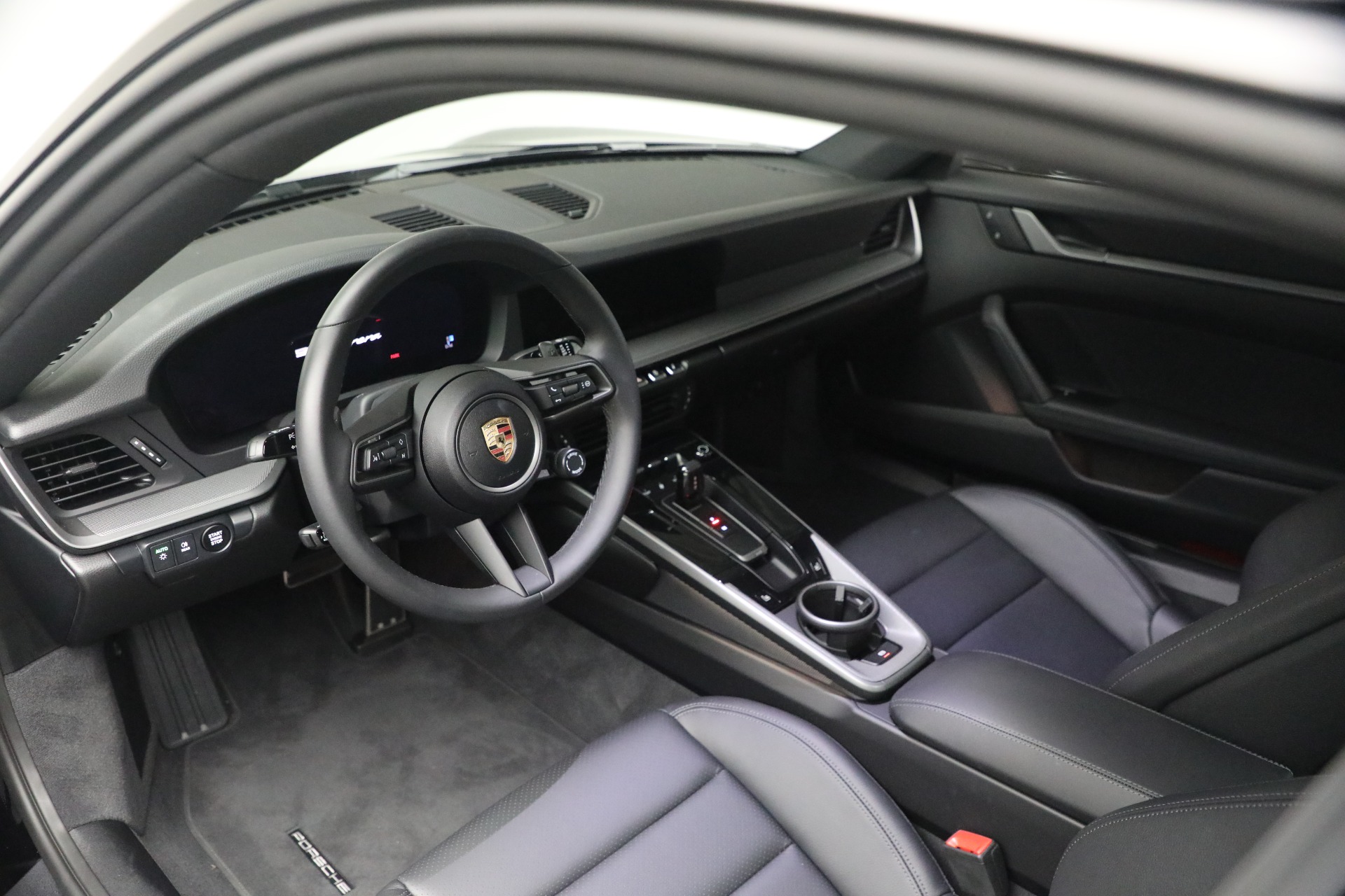 Used-2025-Porsche-911-Carrera