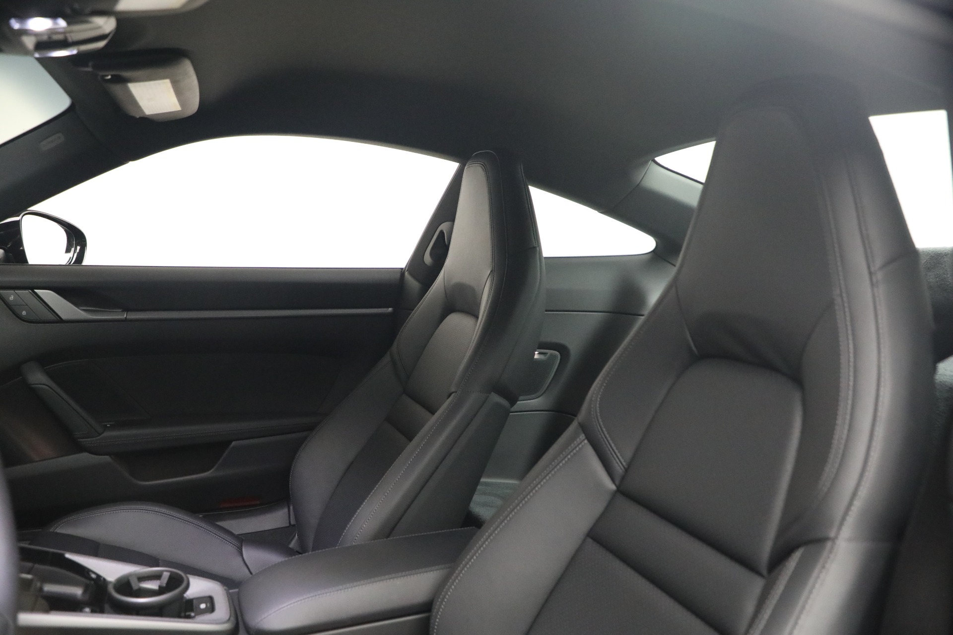 Used-2025-Porsche-911-Carrera
