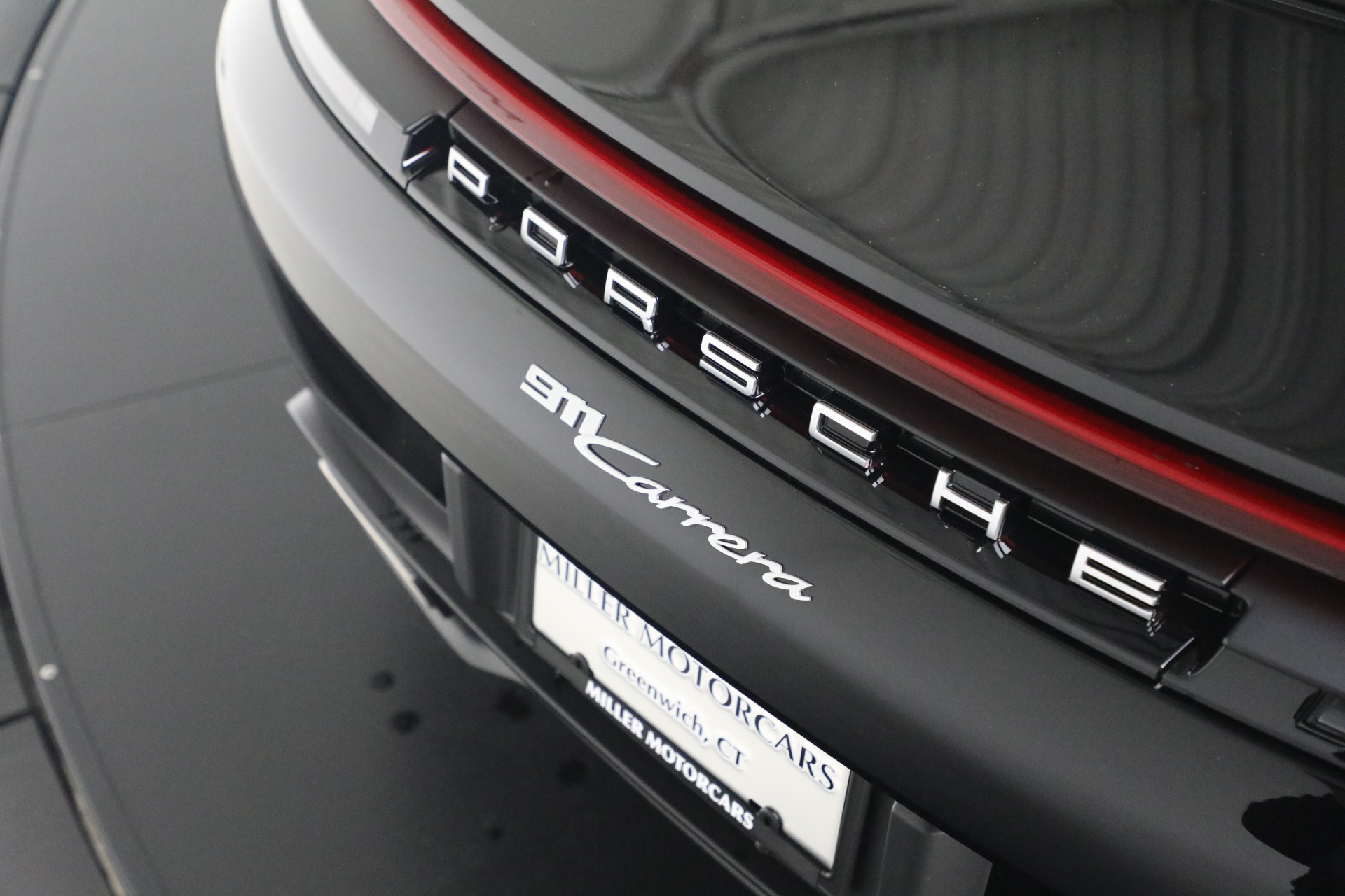 Used-2025-Porsche-911-Carrera