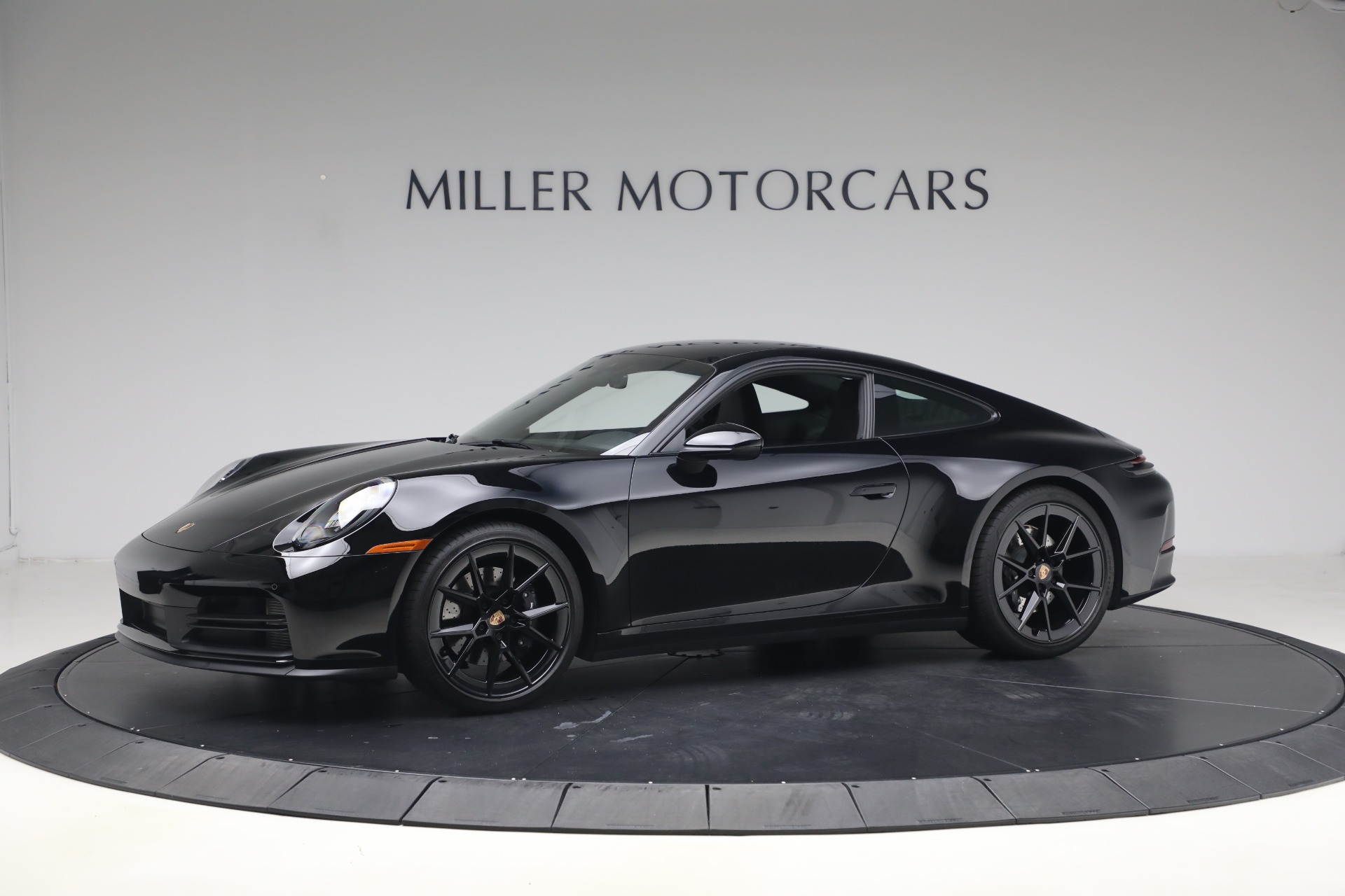 Used-2025-Porsche-911-Carrera