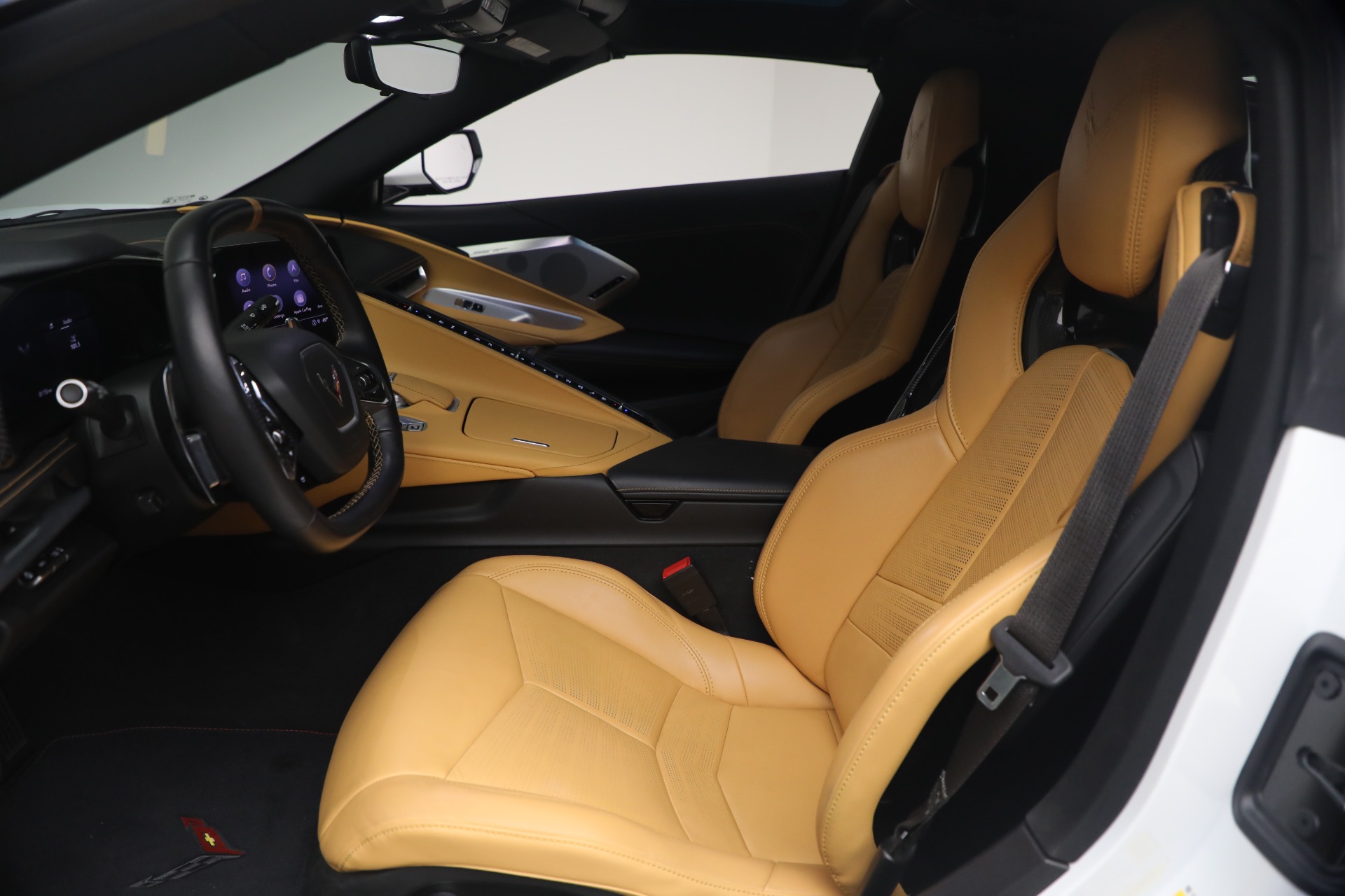 Used-2021-Chevrolet-Corvette-Stingray