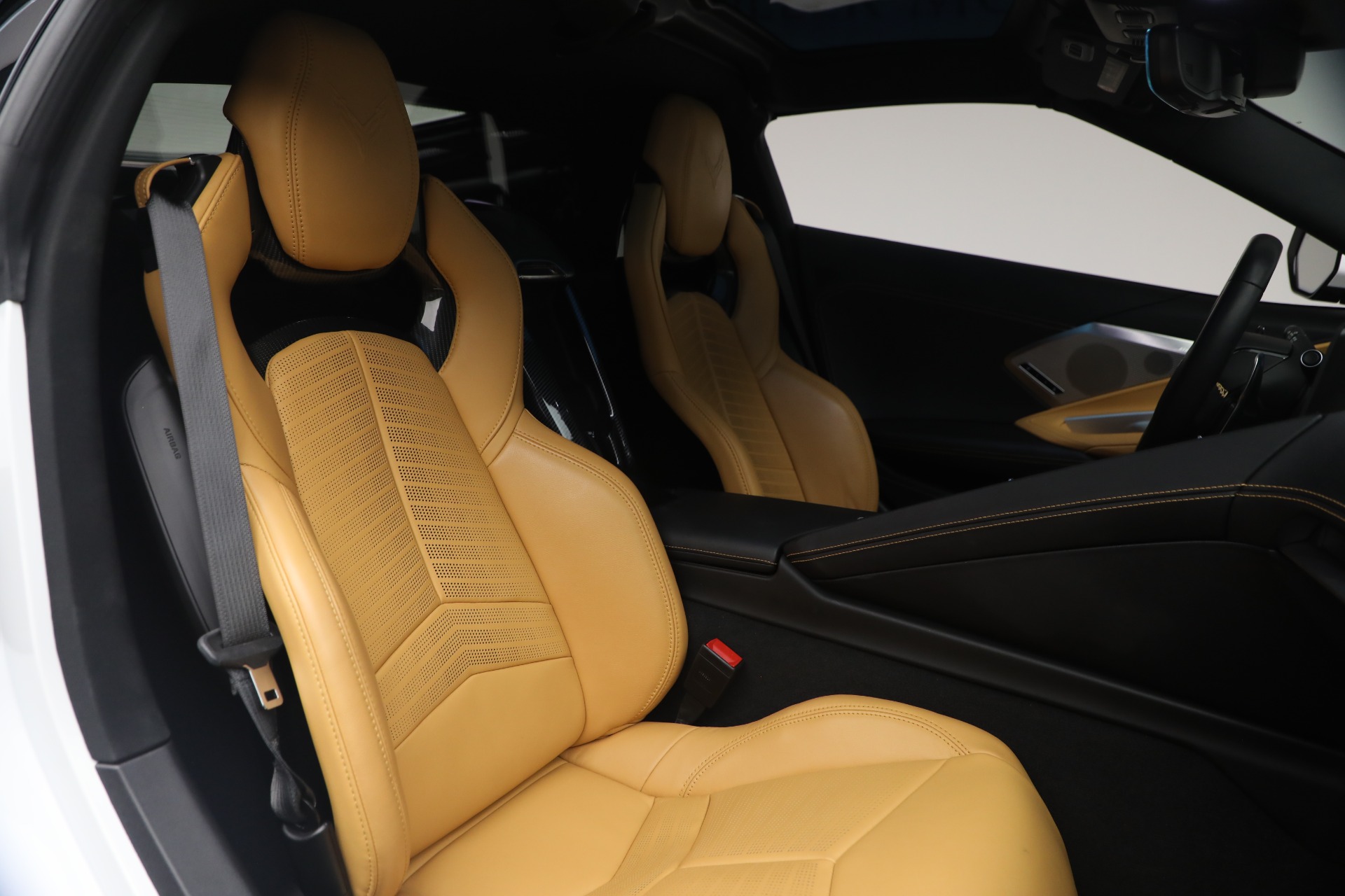 Used-2021-Chevrolet-Corvette-Stingray