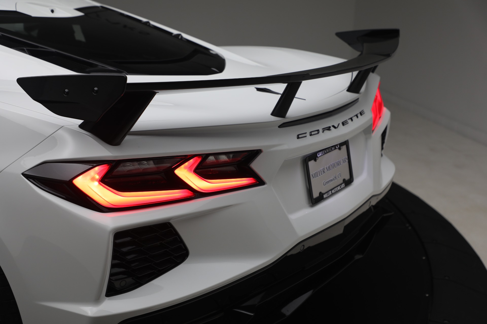 Used-2021-Chevrolet-Corvette-Stingray