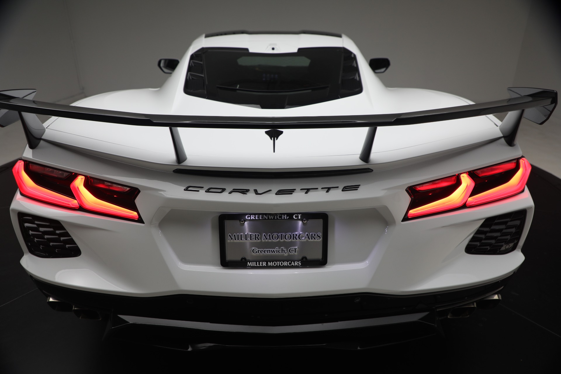 Used-2021-Chevrolet-Corvette-Stingray
