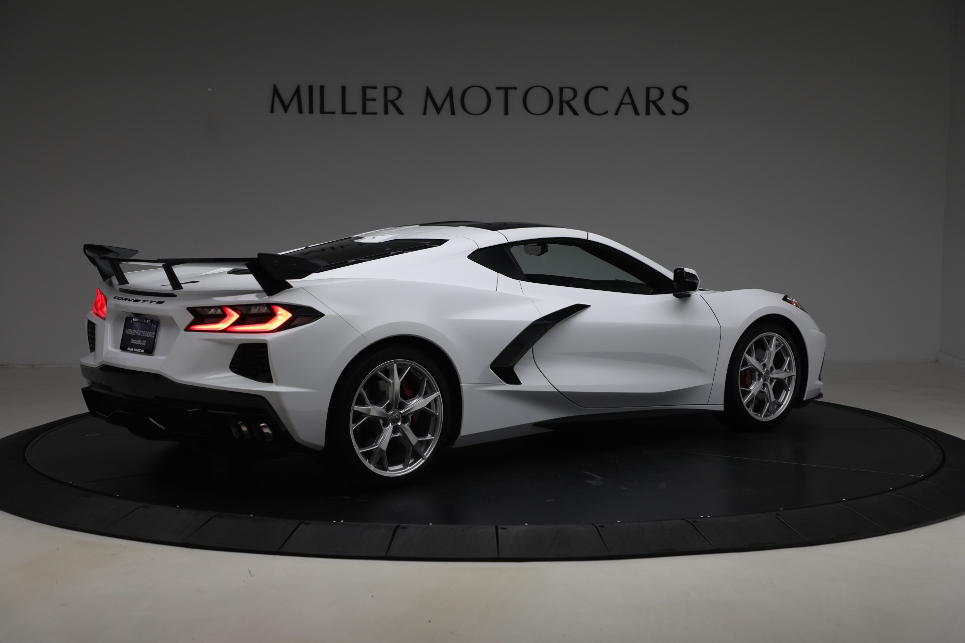 Used-2021-Chevrolet-Corvette-Stingray