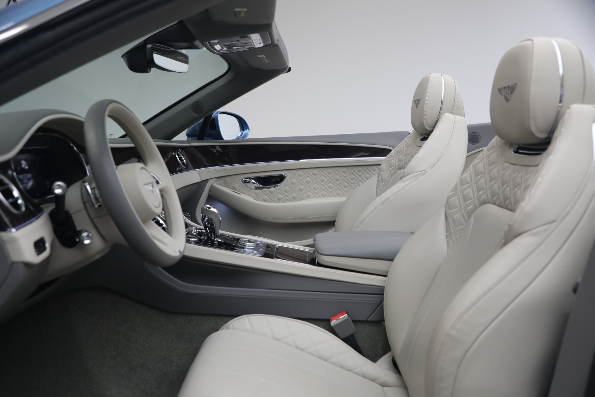 Used-2024-Bentley-Continental-GTC-Speed