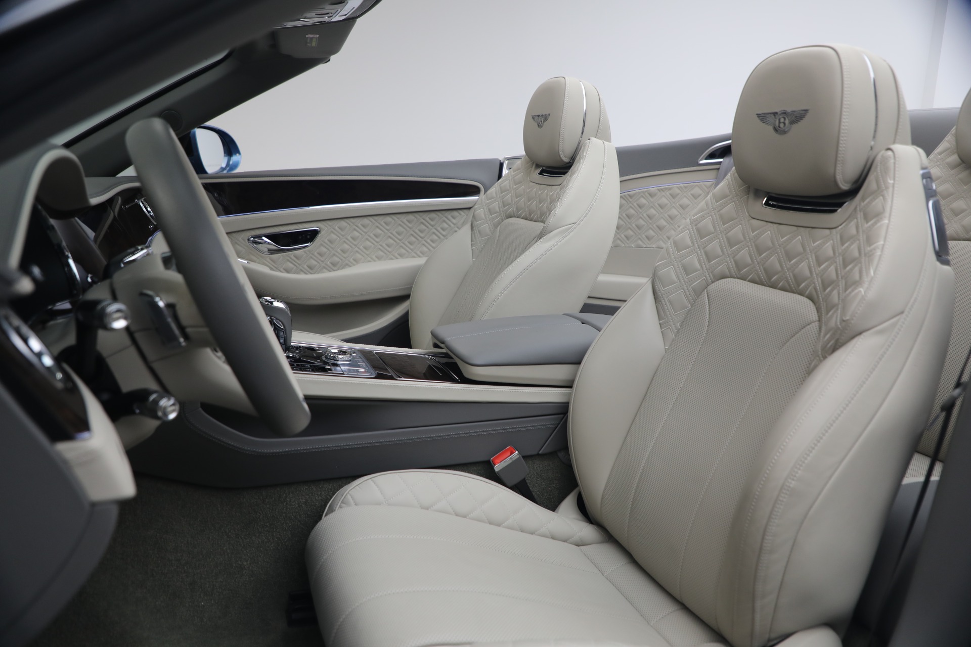 Used-2024-Bentley-Continental-GTC-Speed