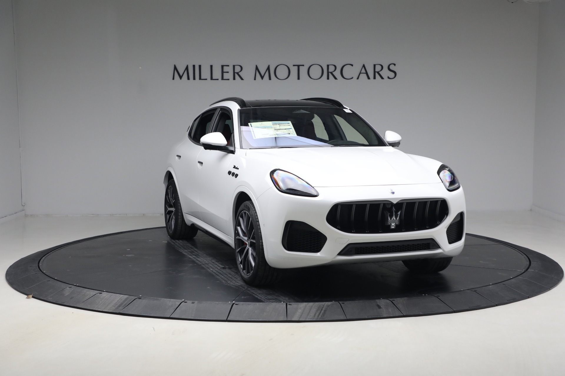 New-2026-Maserati-Grecale-Modena-V6