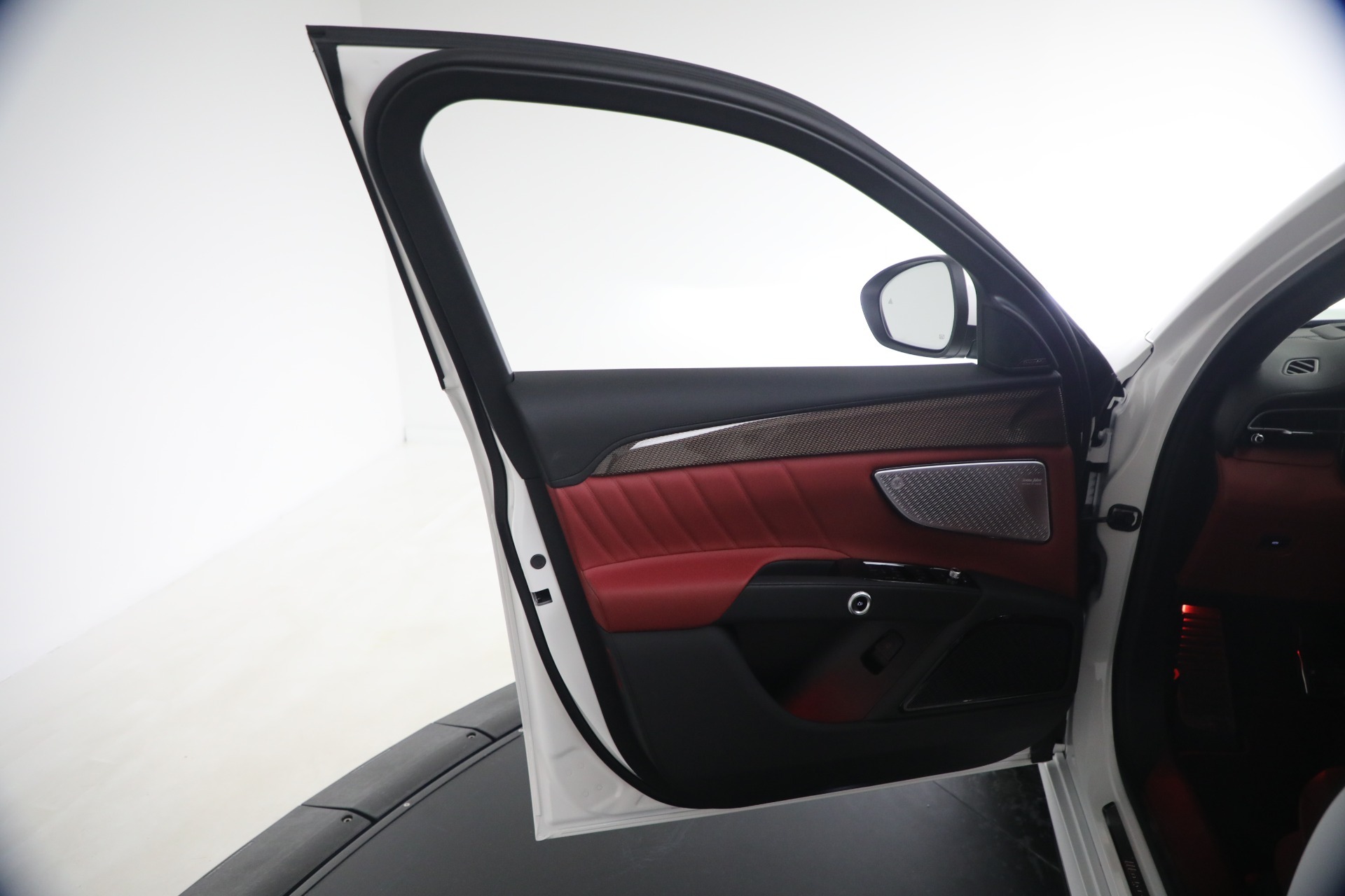 New-2026-Maserati-Grecale-Modena-V6