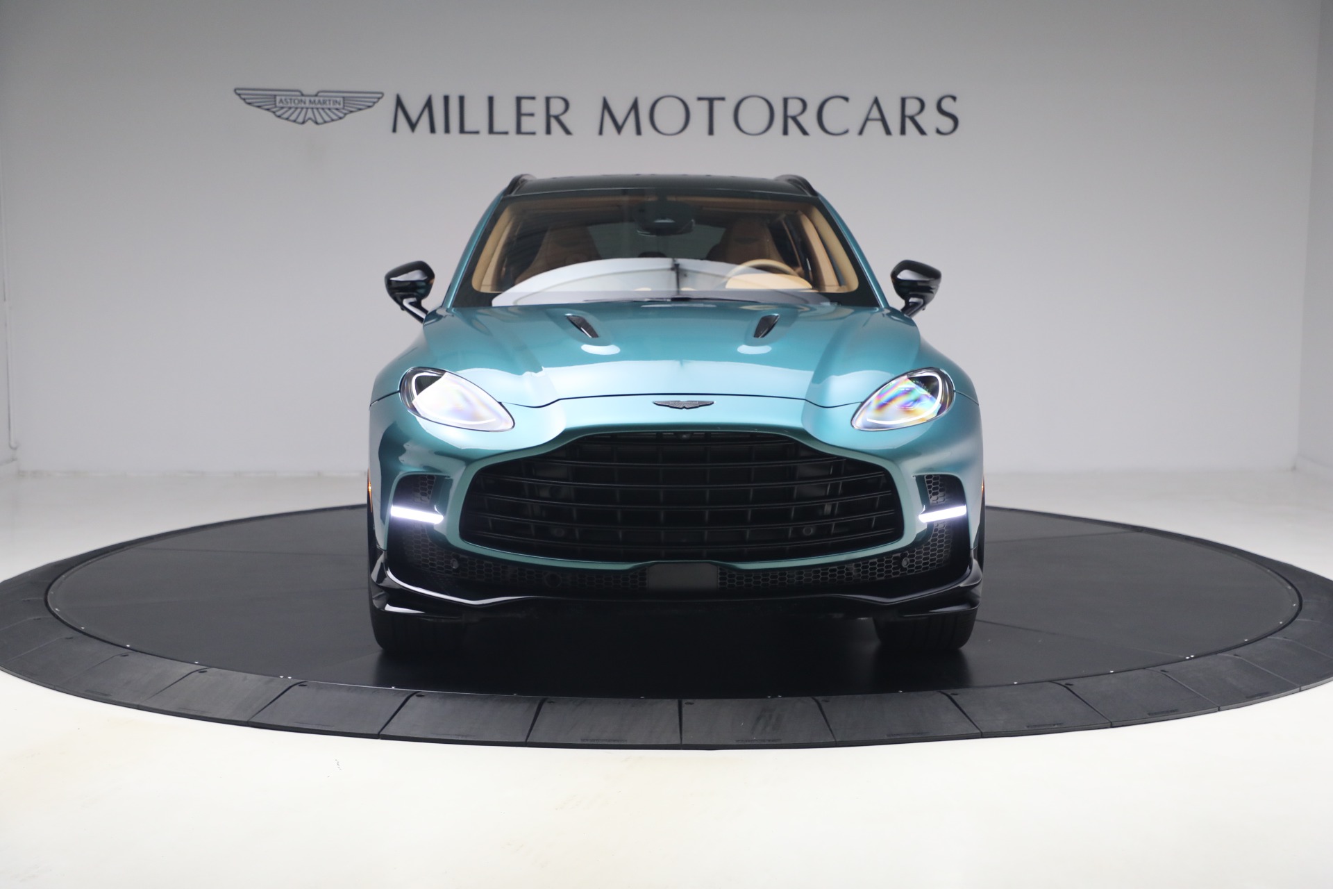 Used-2025-Aston-Martin-DBX-707