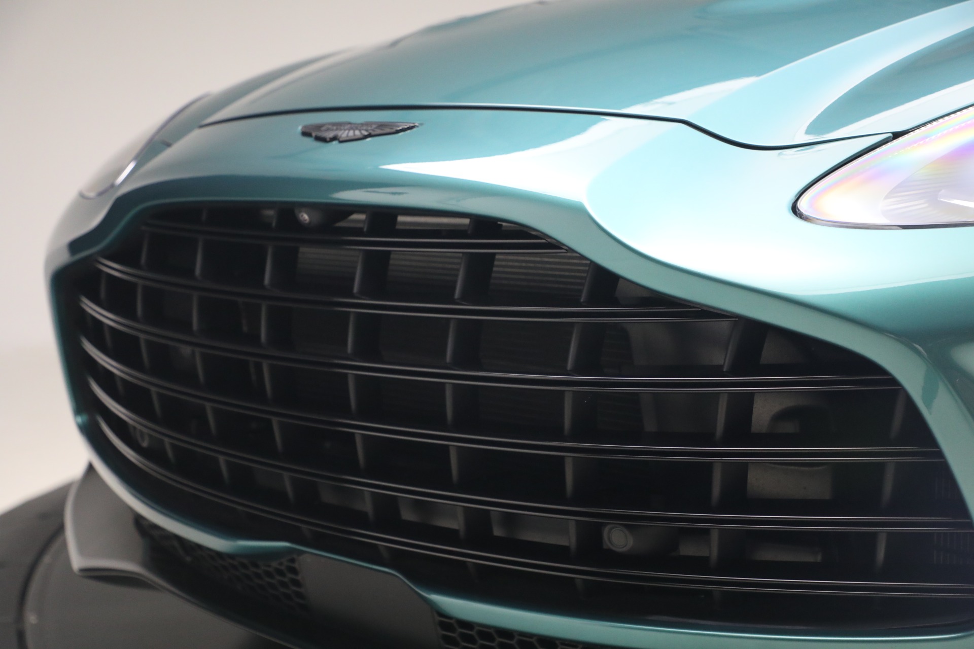 Used-2025-Aston-Martin-DBX-707