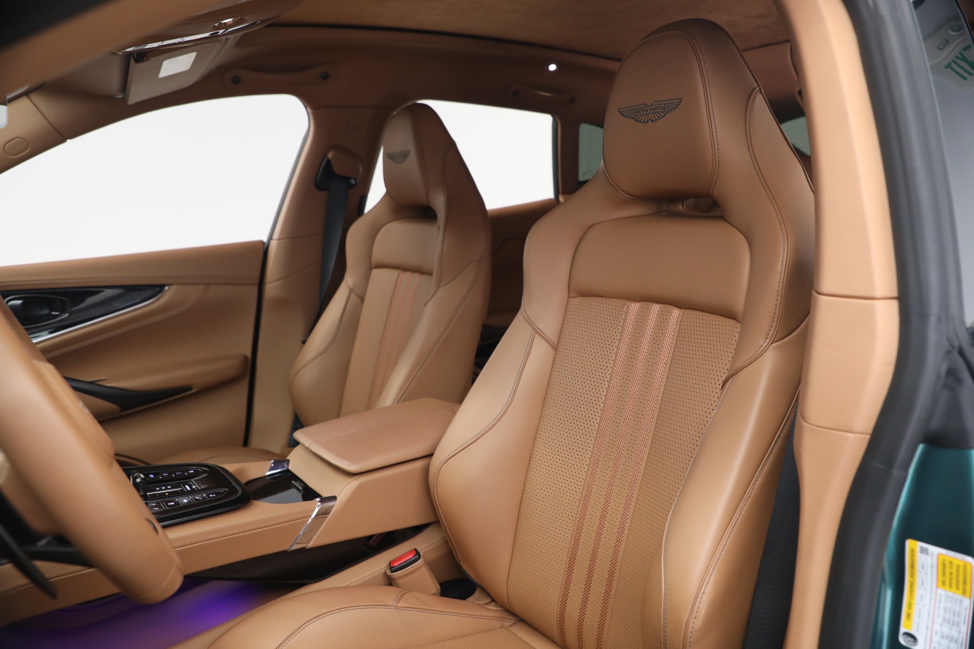 Used-2025-Aston-Martin-DBX-707