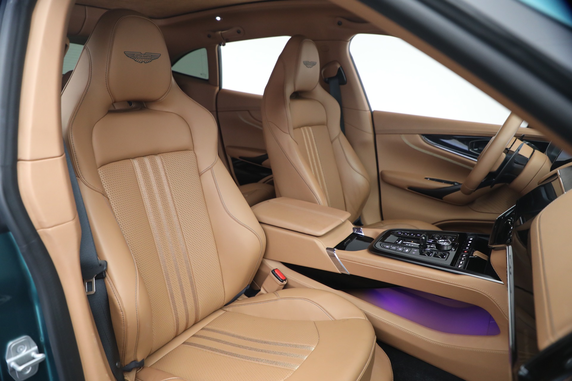 Used-2025-Aston-Martin-DBX-707
