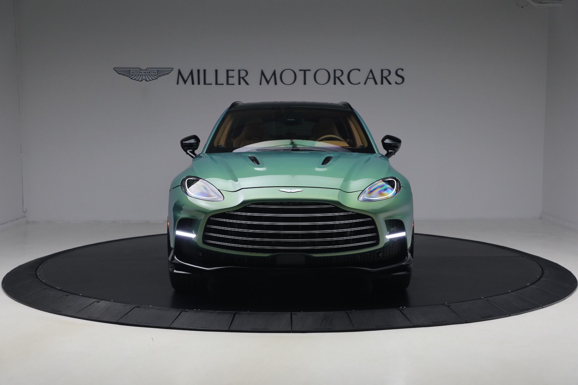 Used-2025-Aston-Martin-DBX-707
