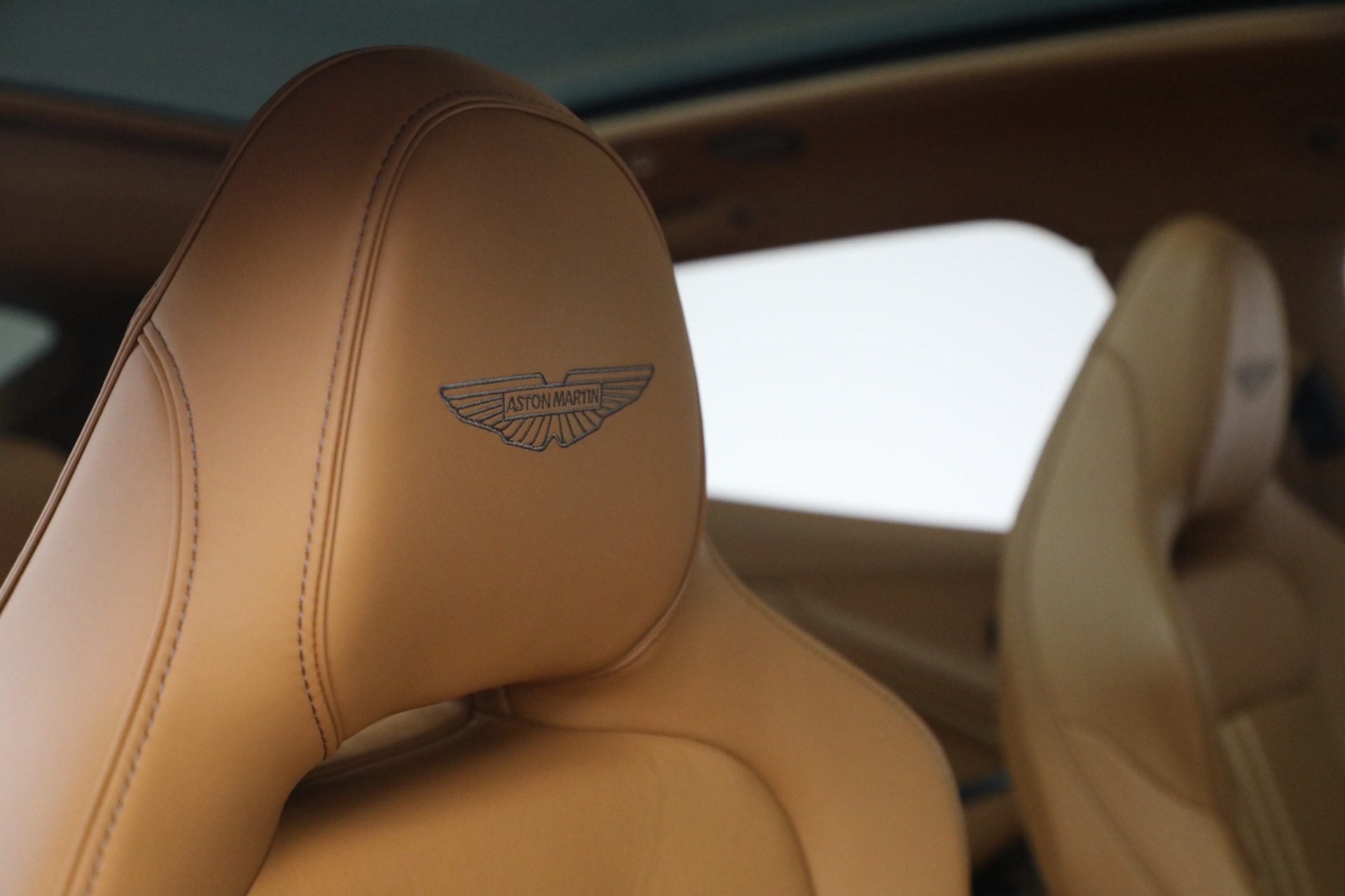 Used-2025-Aston-Martin-DBX-707