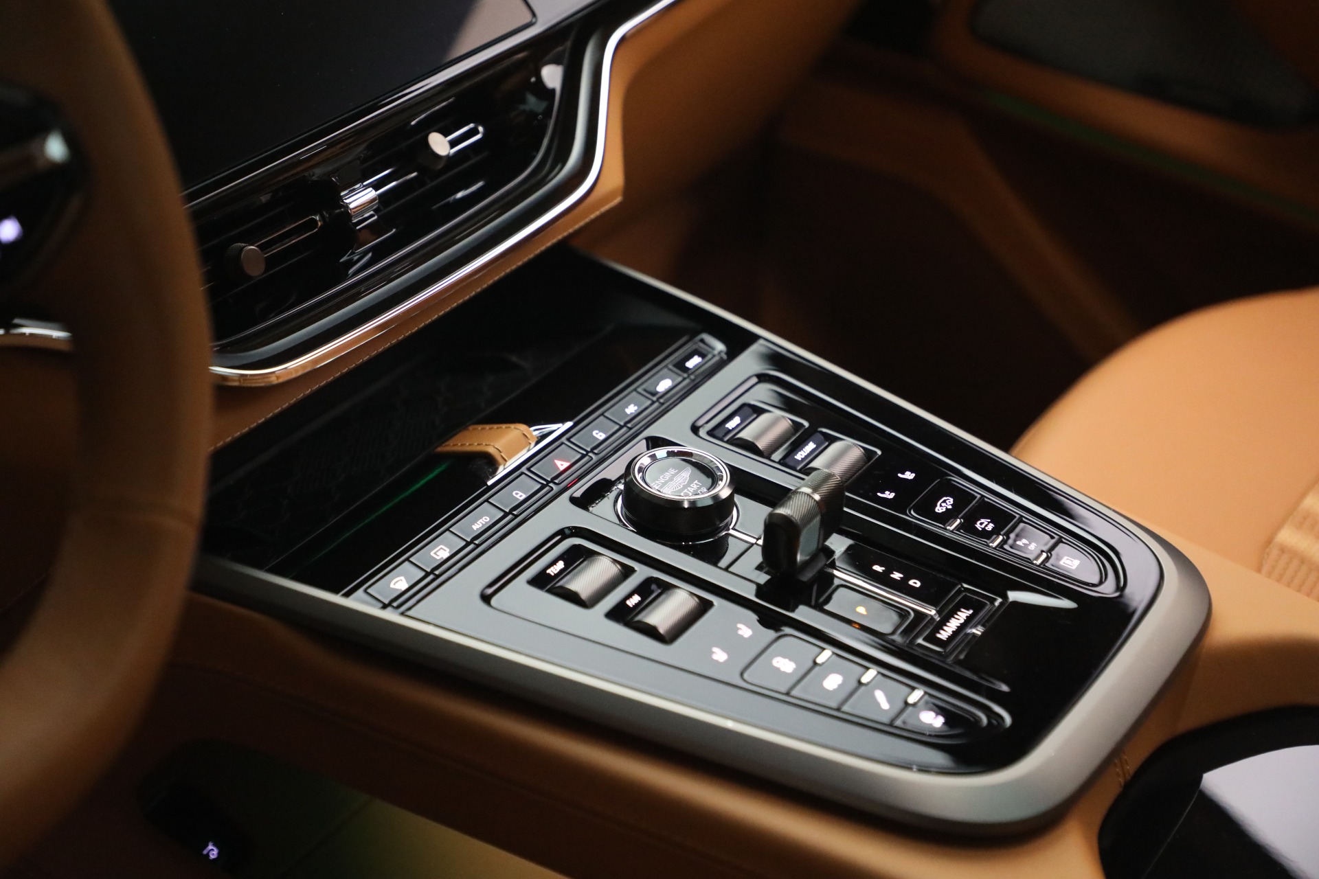 Used-2025-Aston-Martin-DBX-707