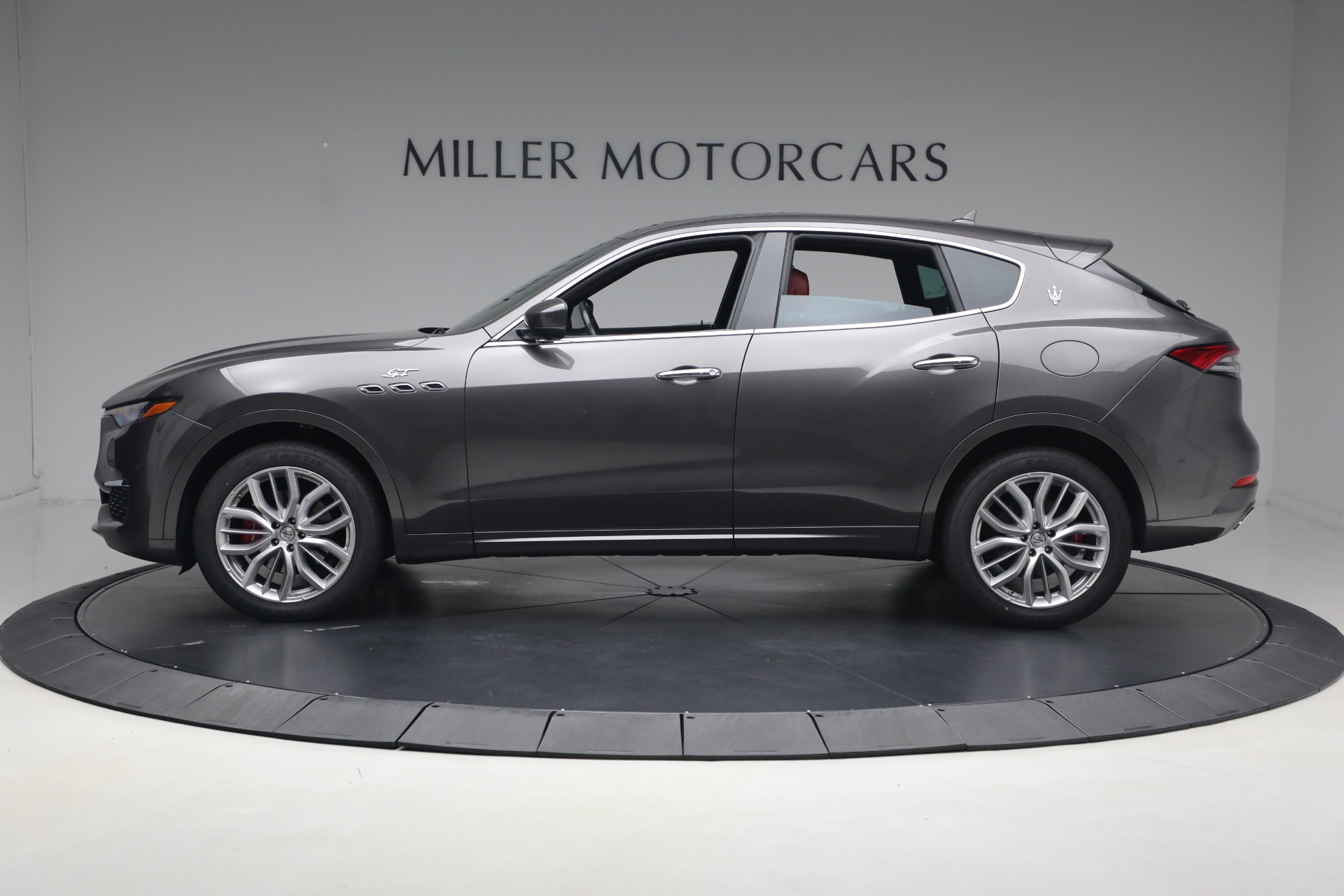 Used-2022-Maserati-Levante-GT