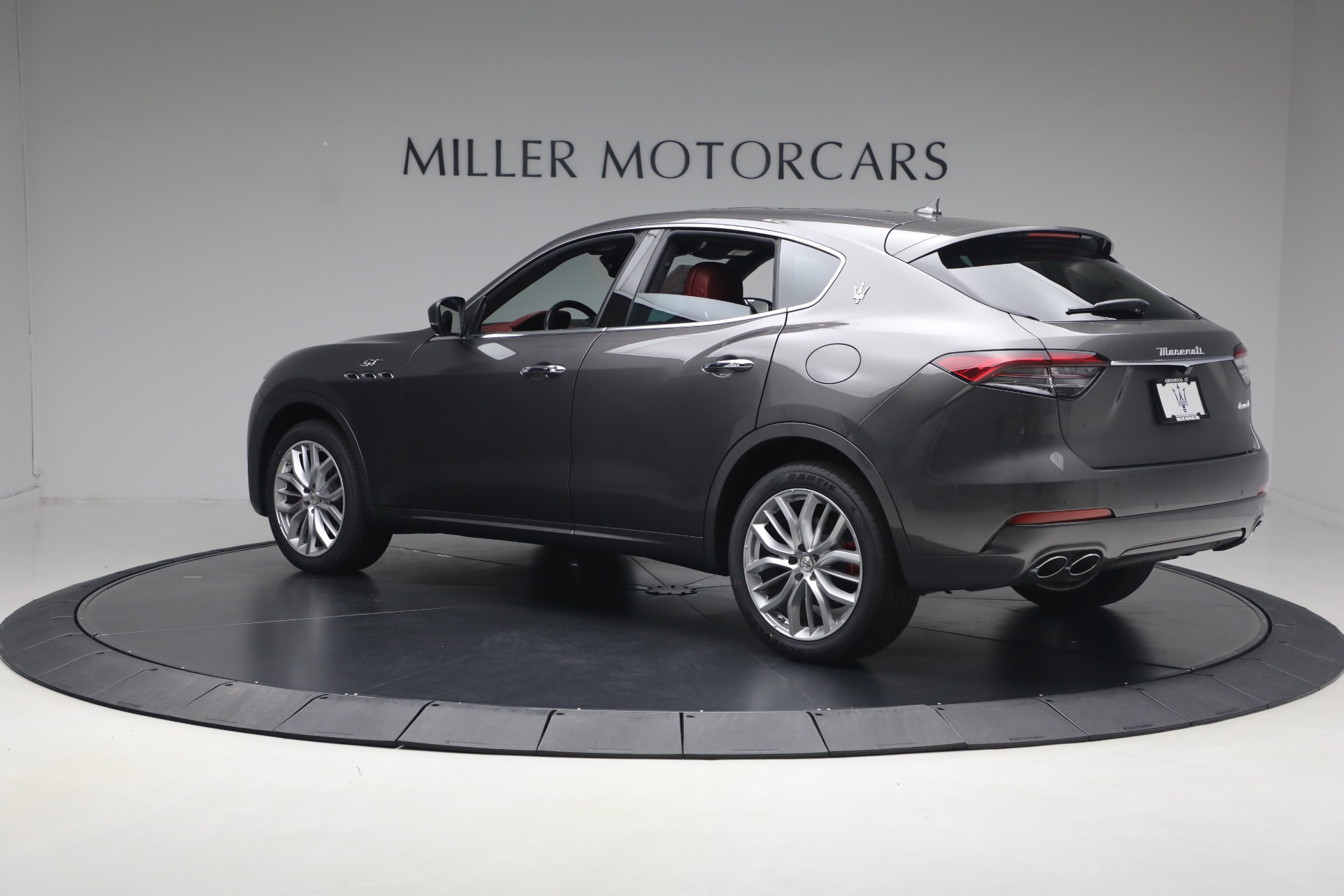 Used-2022-Maserati-Levante-GT