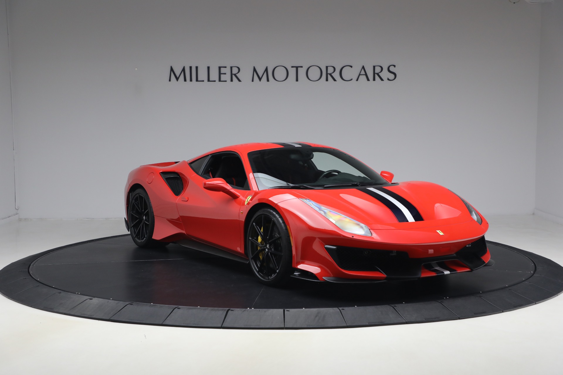 Used-2019-Ferrari-488-Pista
