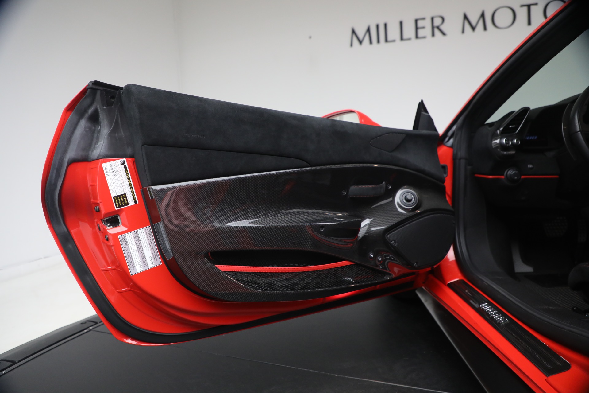 Used-2019-Ferrari-488-Pista