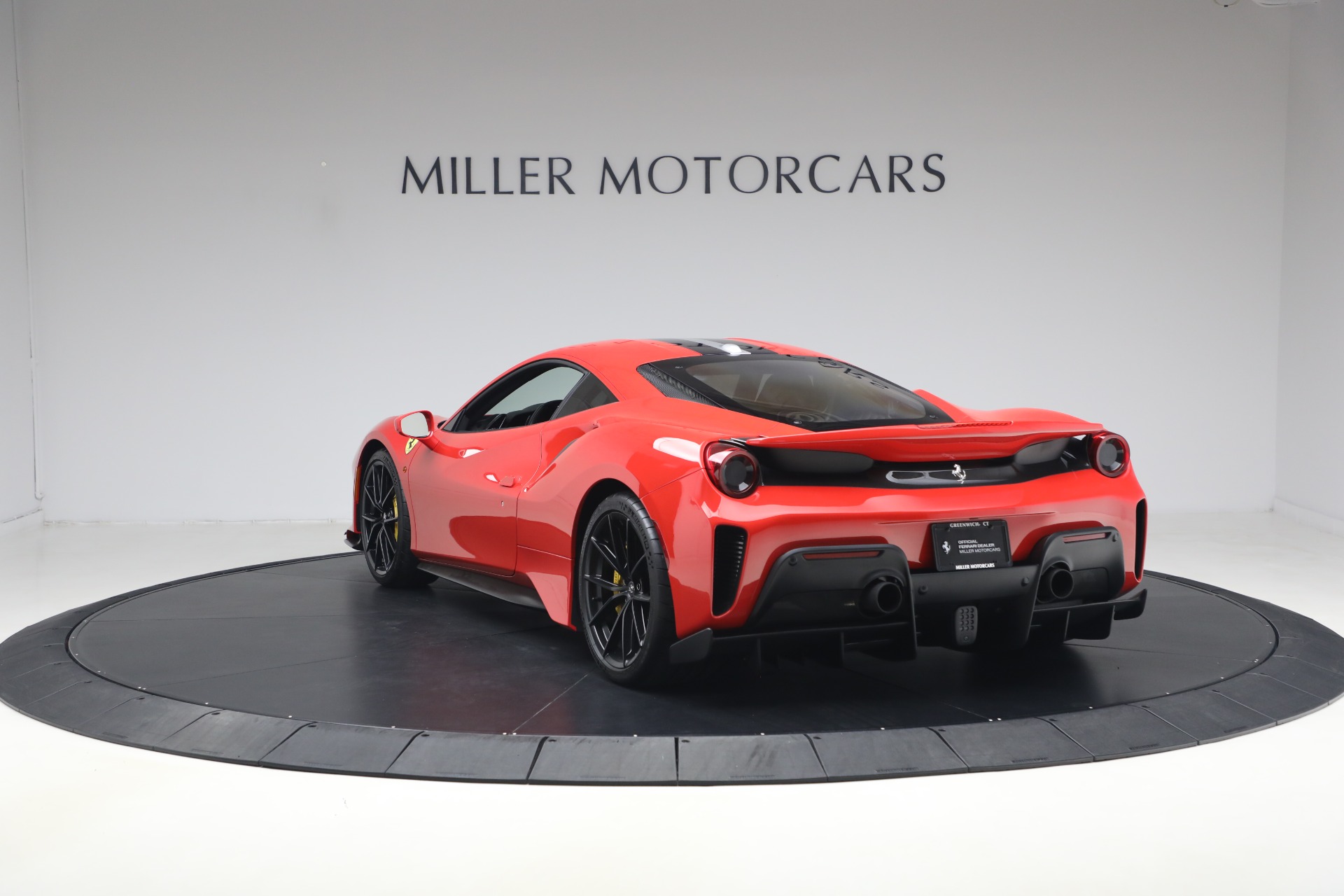 Used-2019-Ferrari-488-Pista