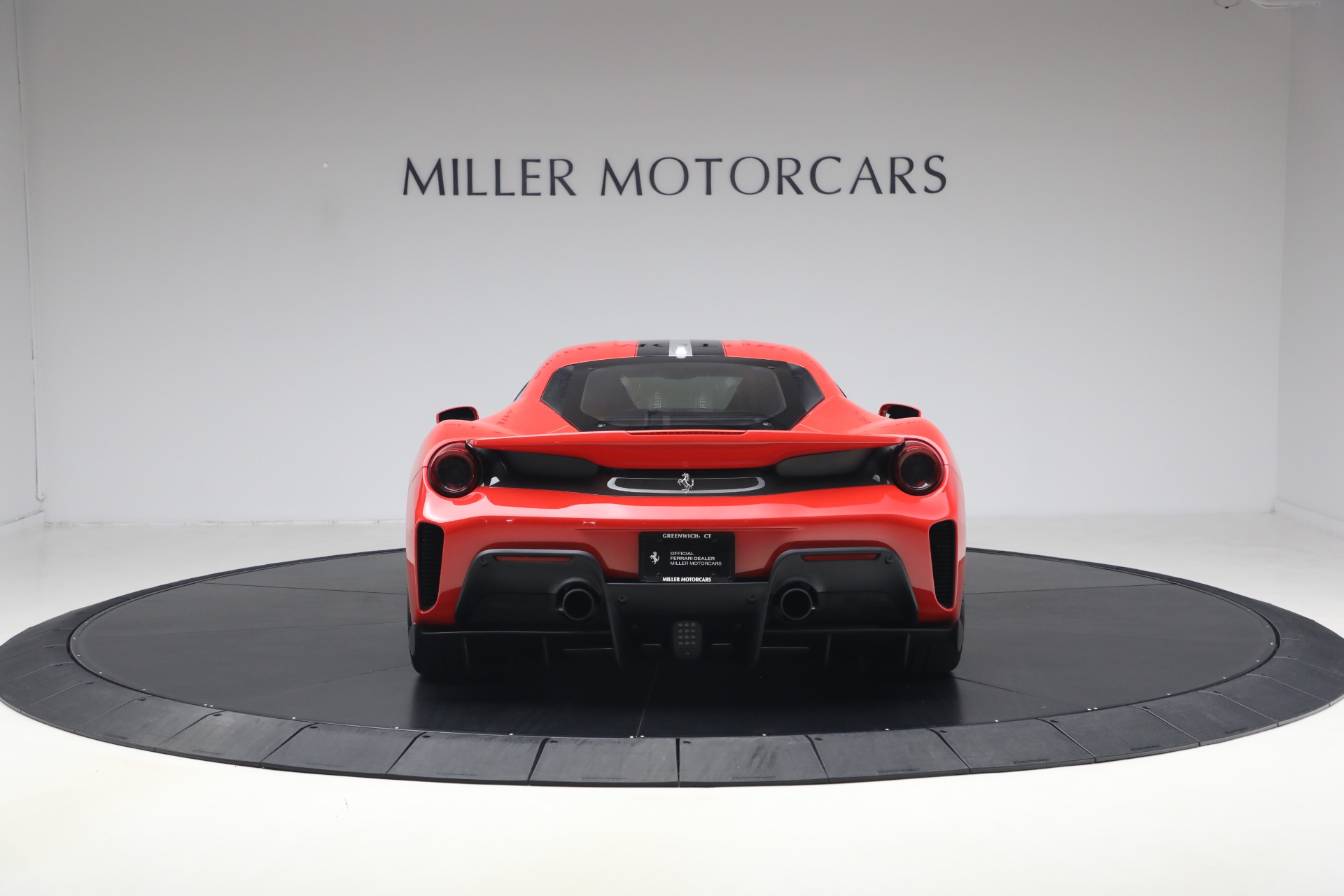 Used-2019-Ferrari-488-Pista