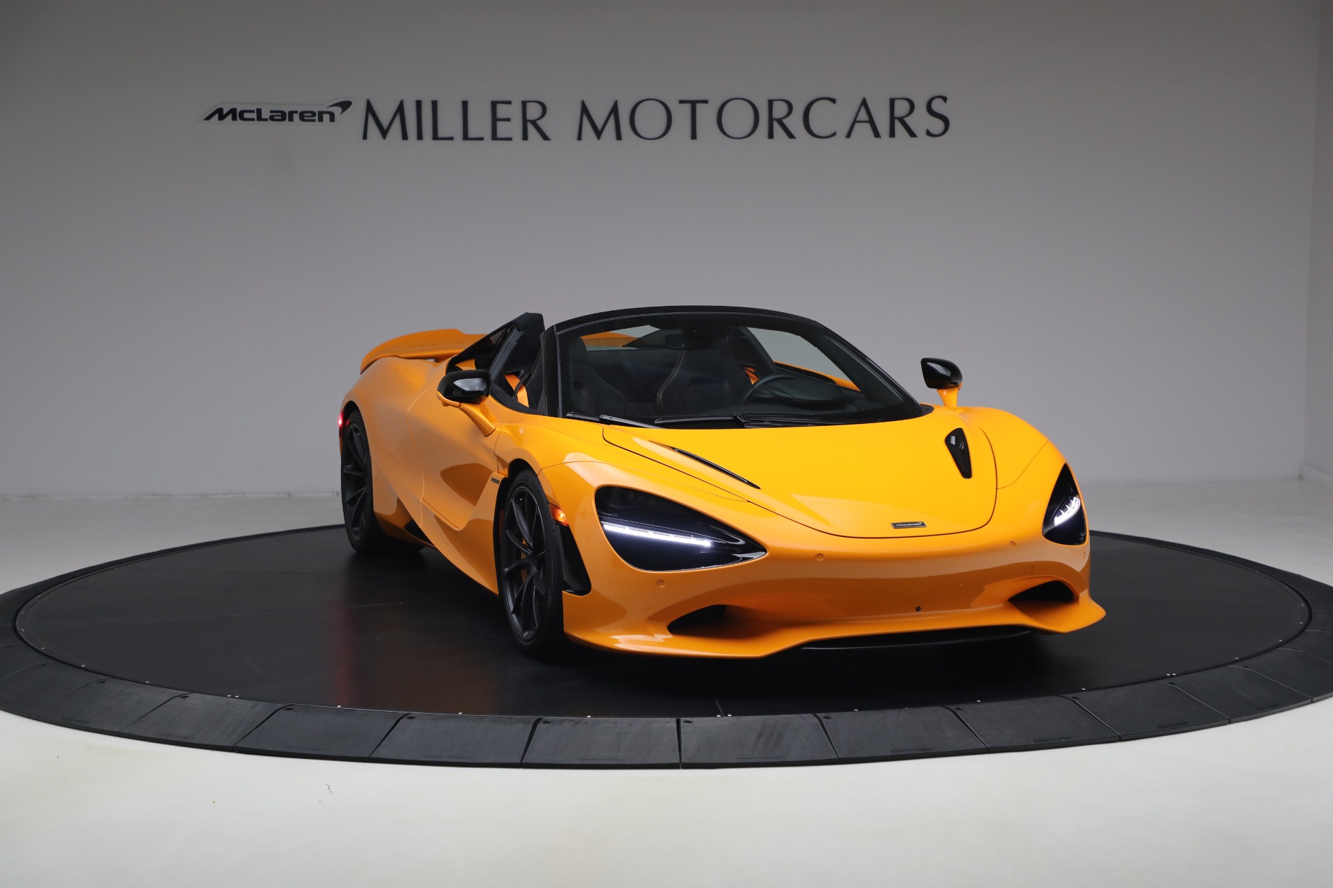 Used-2025-McLaren-750S-Spider-Performance